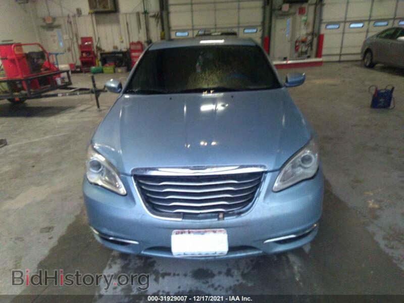 2013 Chrysler 200 (VIN 1C3CCBBB6DN612568) — photo 6 of 11