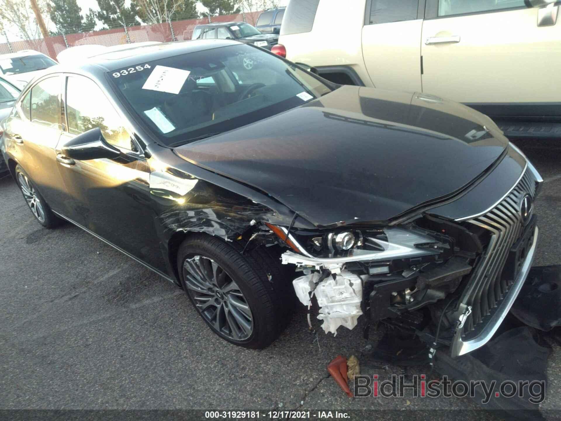 Photo 58ADZ1B12MU093254 - LEXUS ES 2021