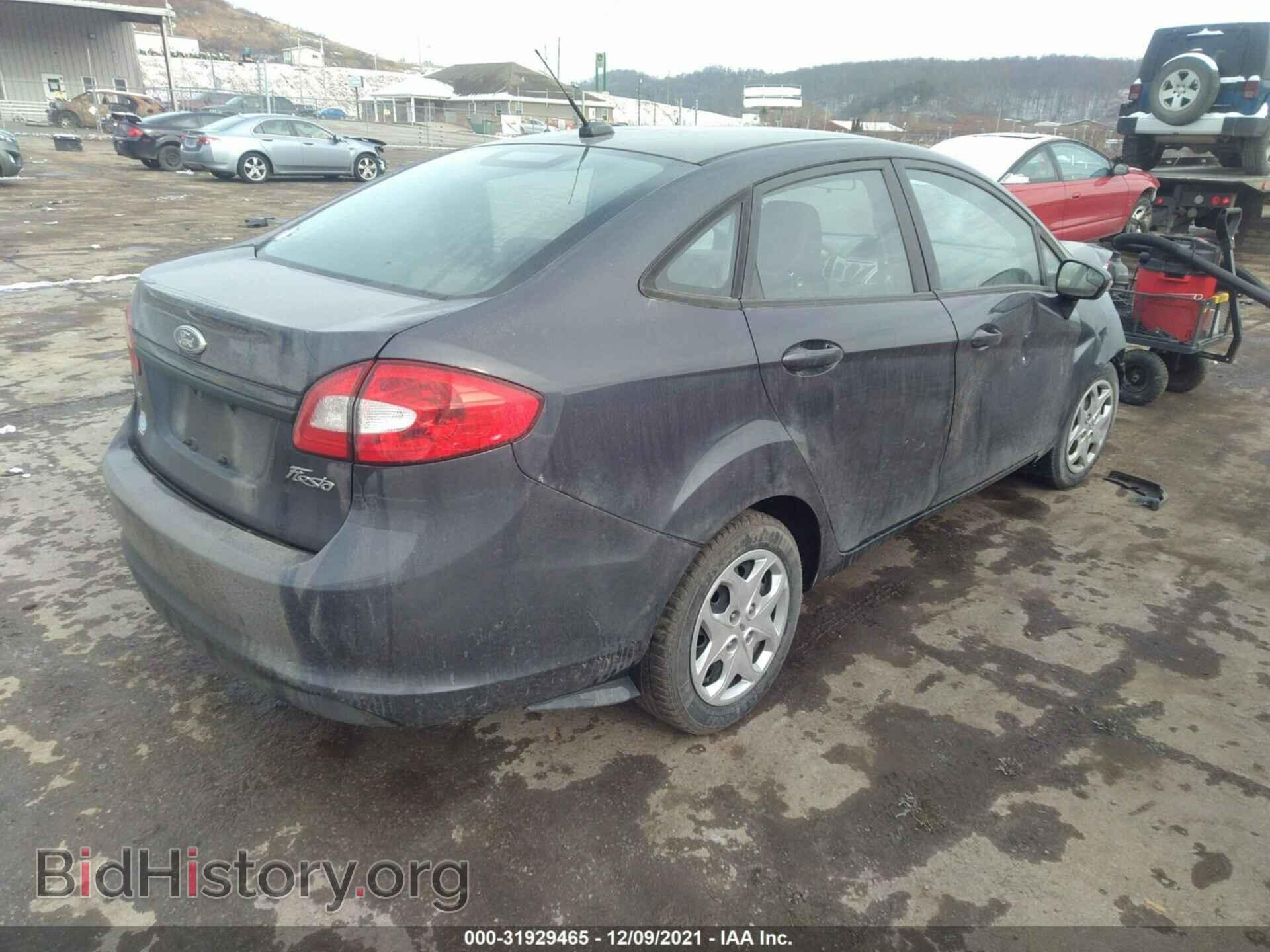 2013 FORD FIESTA - VIN: 3FADP4BJ2DM171531 - Фото 4