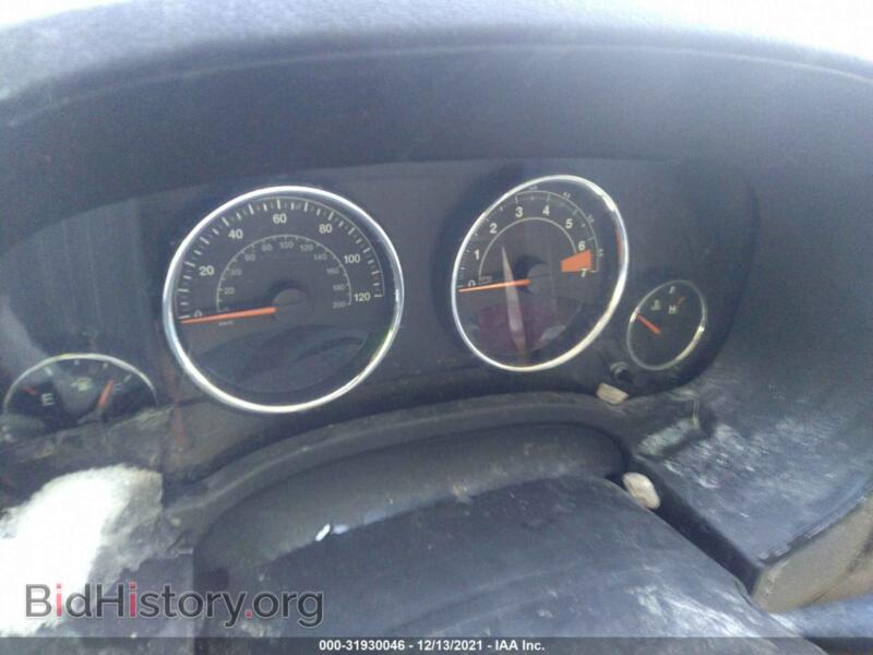 2014 Jeep COMPASS (VIN 1C4NJCEB9ED633563) — фото 7 из 11