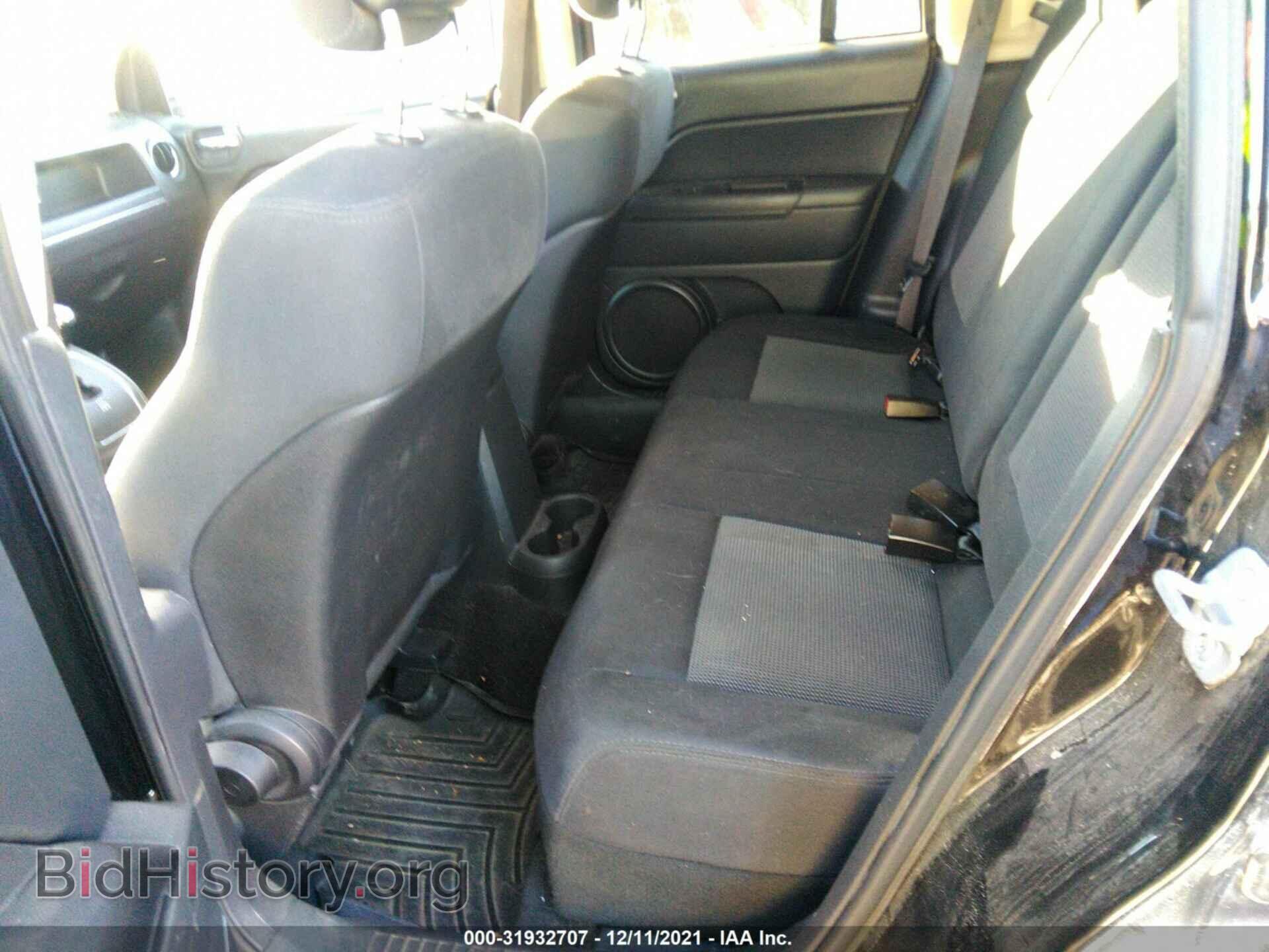 2012 JEEP COMPASS - VIN: 1C4NJCBB3CD684154 - Photo 8