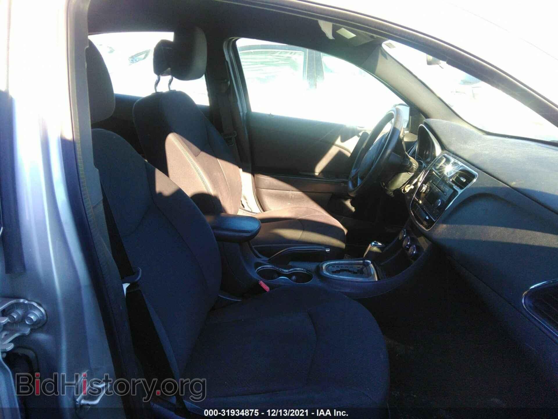 2012 CHRYSLER 200 - VIN: 1C3CCBAB0CN274083 - Photo 5
