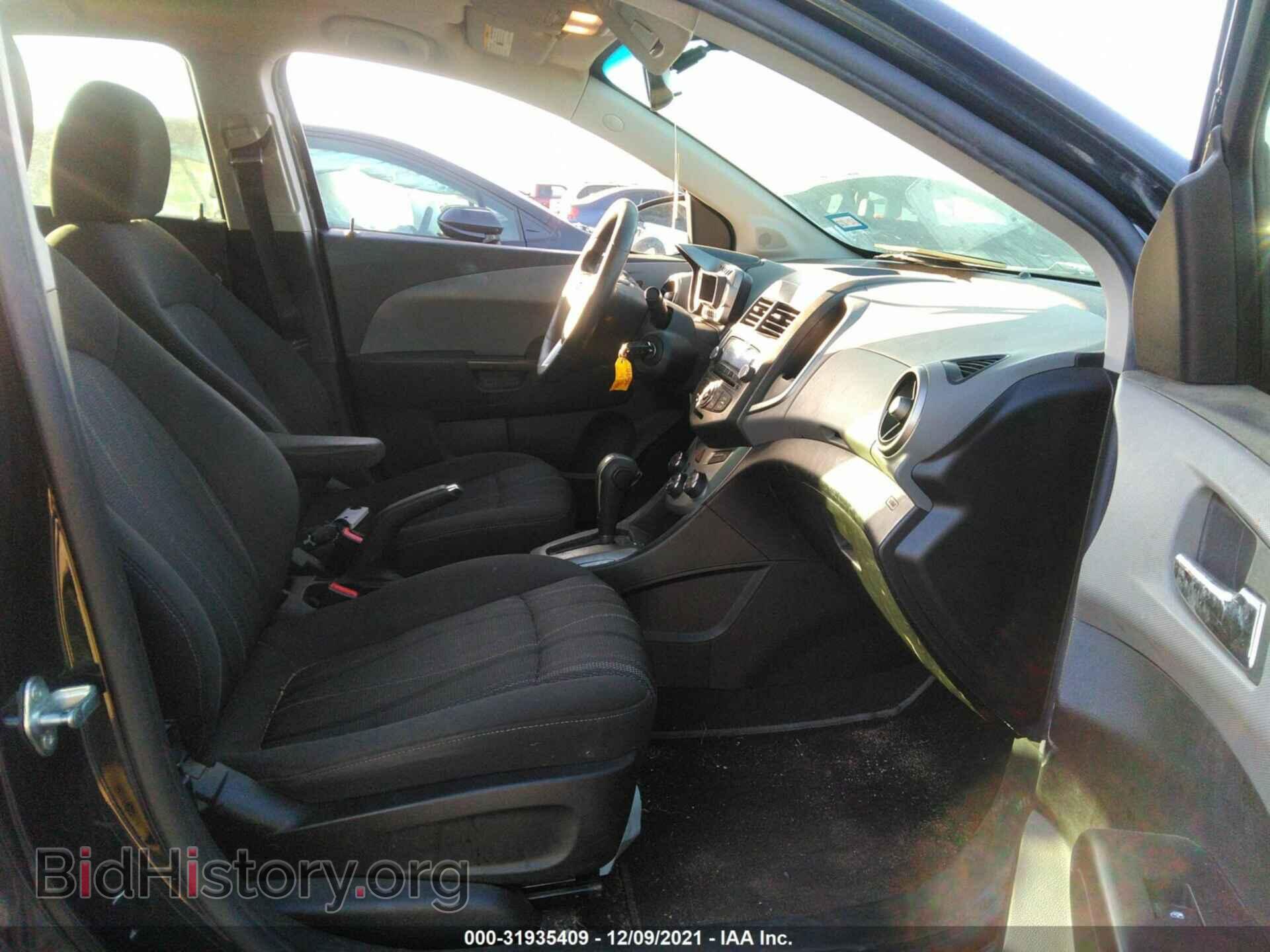 2014 CHEVROLET SONIC - VIN: 1G1JC5SH0E4131966 - Фото 5