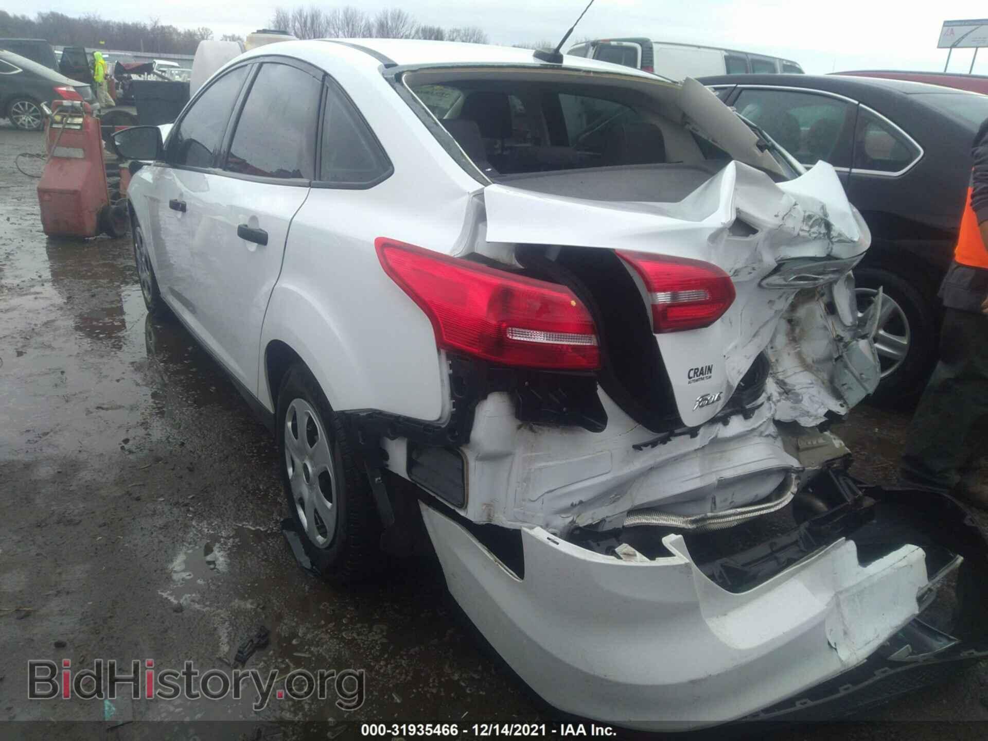 2017 FORD FOCUS - VIN: 1FADP3E27HL251803 - Фото 3