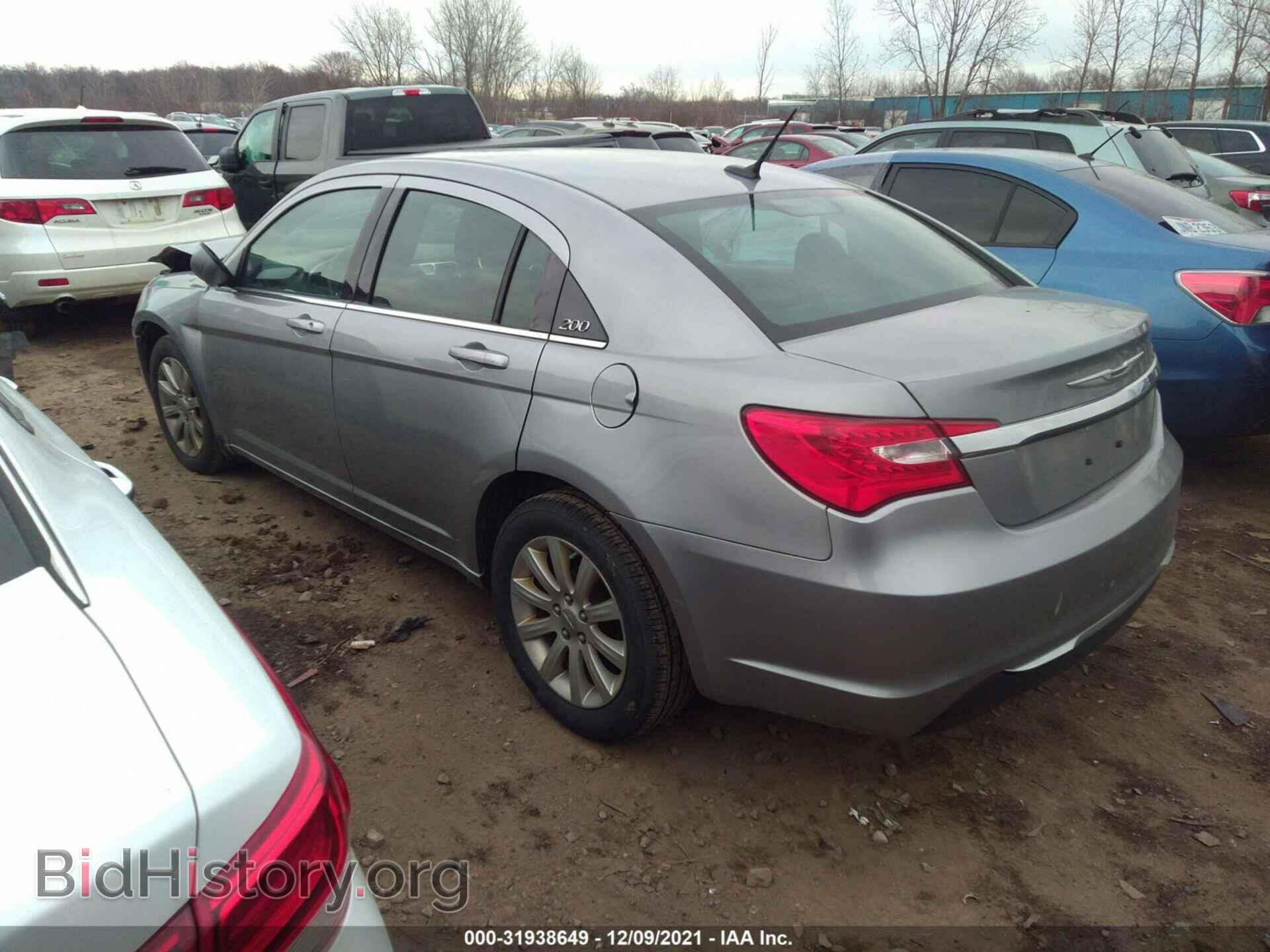 2013 CHRYSLER 200 - VIN: 1C3CCBBB0DN580345 - Фото 3