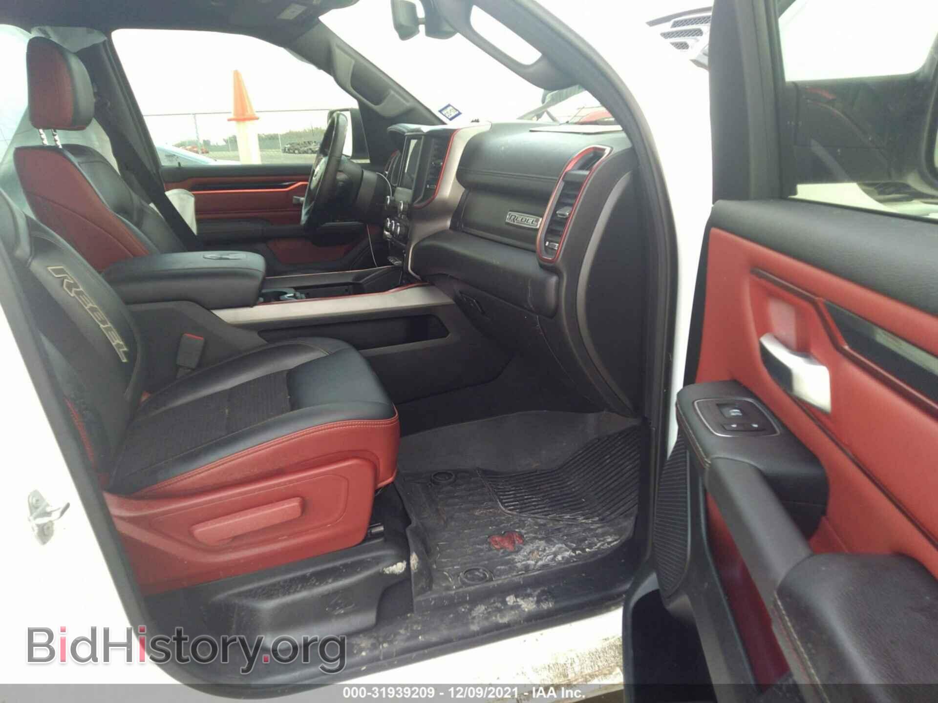 2019 RAM 1500 - VIN: 1C6SRFLT8KN575337 - Photo 5