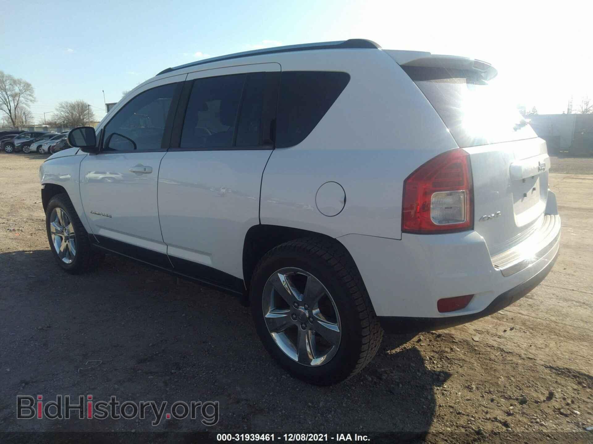 2012 JEEP COMPASS - VIN: 1C4NJDCB7CD584675 - Фото 3