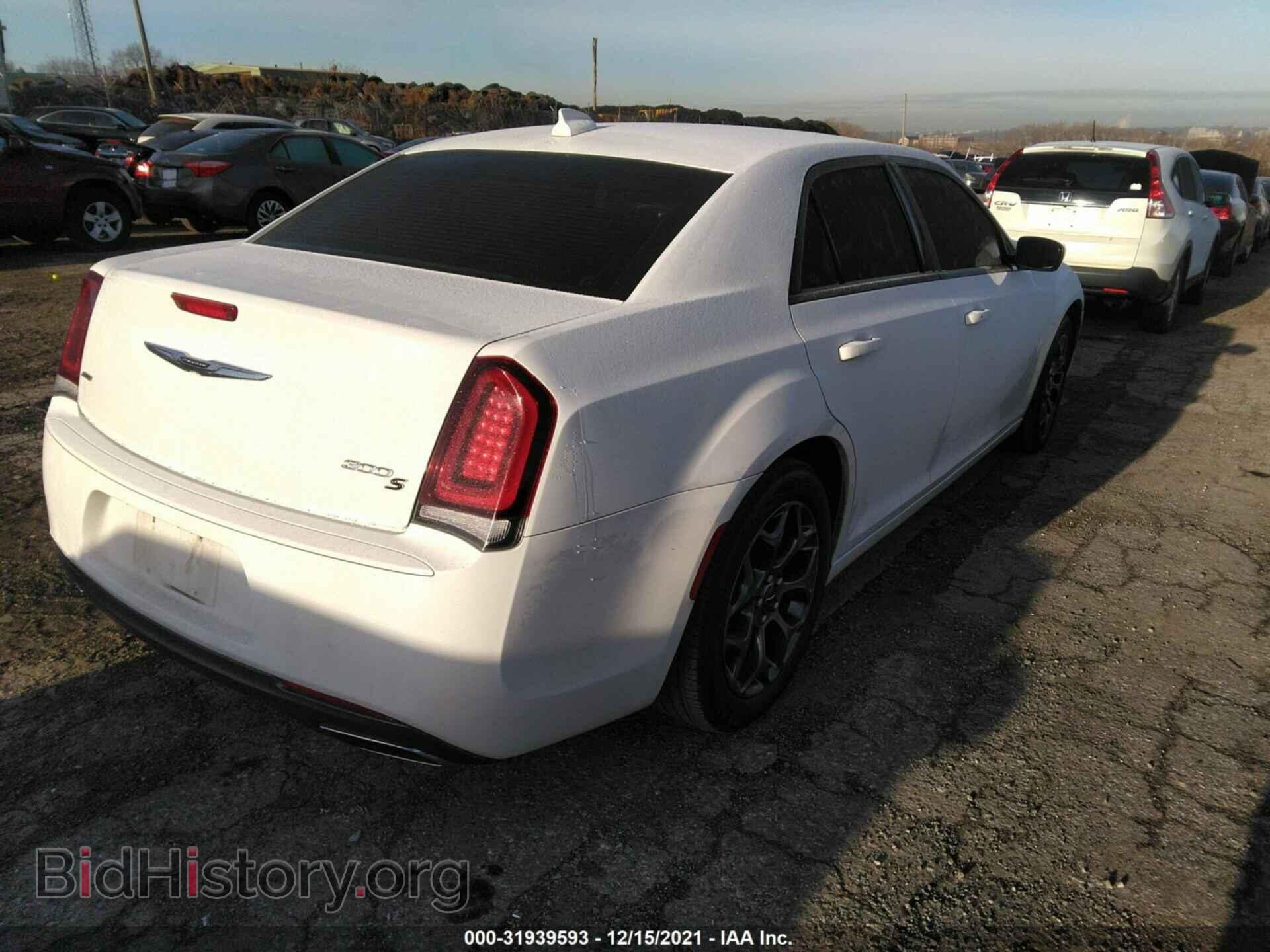 2017 CHRYSLER 300 - VIN: 2C3CCAGG2HH553192 - Фото 4