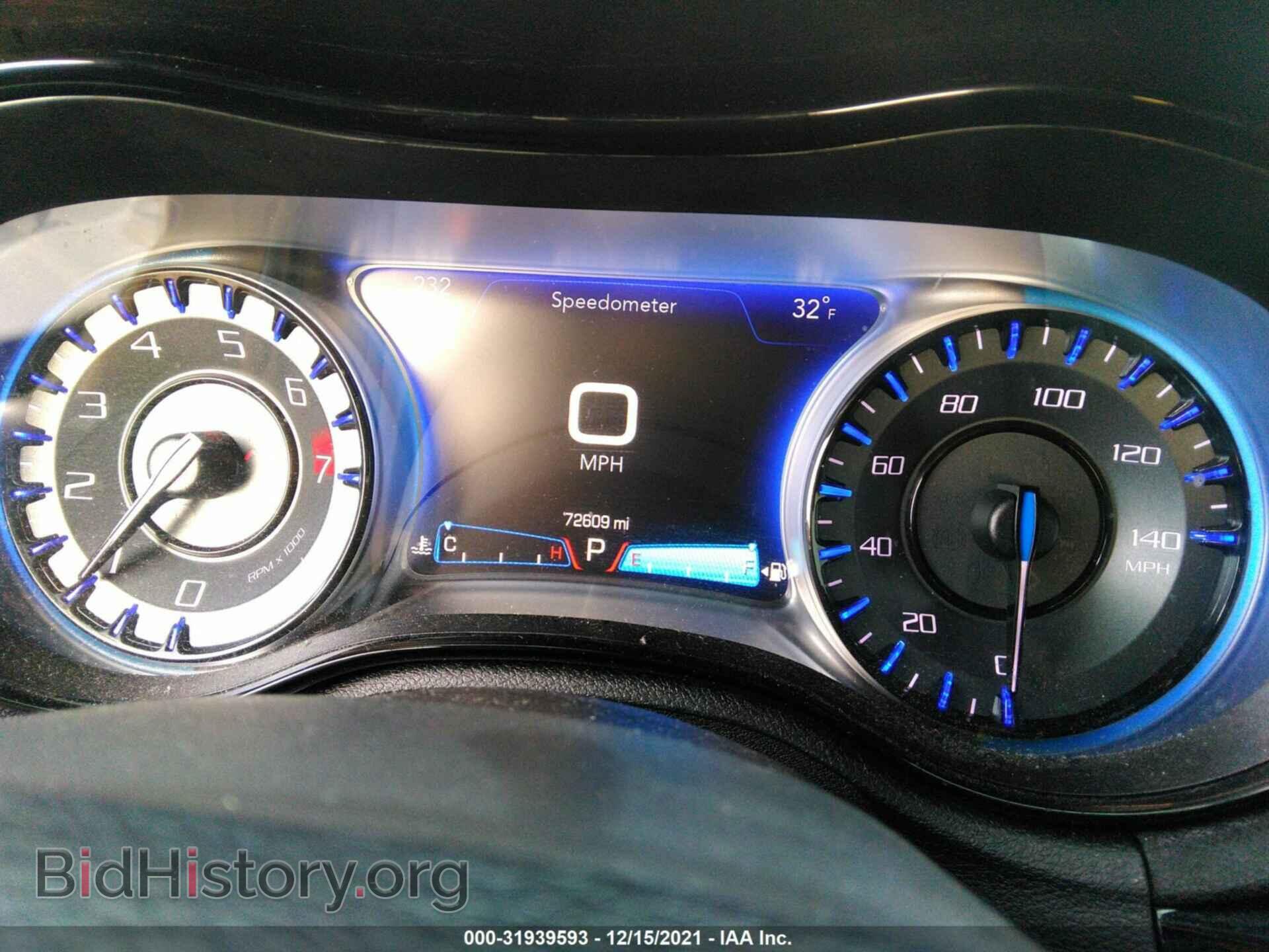 2017 CHRYSLER 300 - VIN: 2C3CCAGG2HH553192 - Фото 7