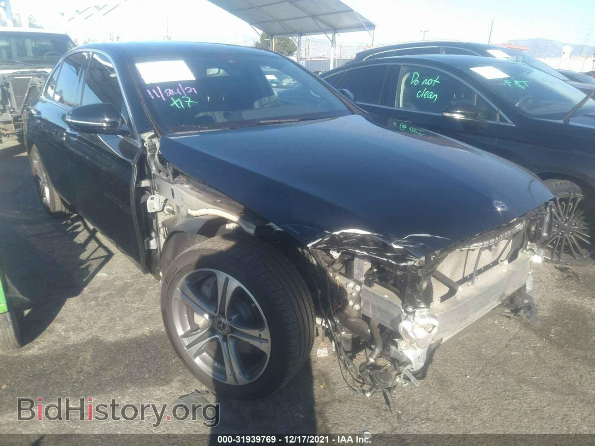 Photo WDDZF8DB2LA751718 - MERCEDES-BENZ E-CLASS 2020