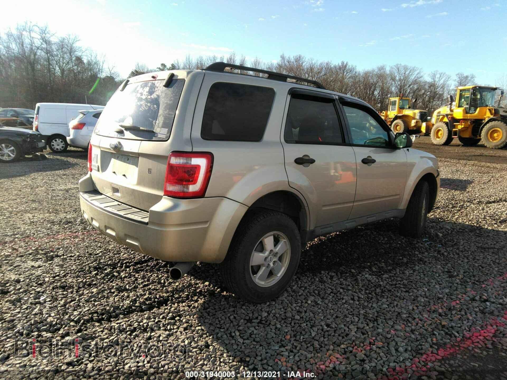 2012 FORD ESCAPE - VIN: 1FMCU9D70CKB15666 - Фото 4