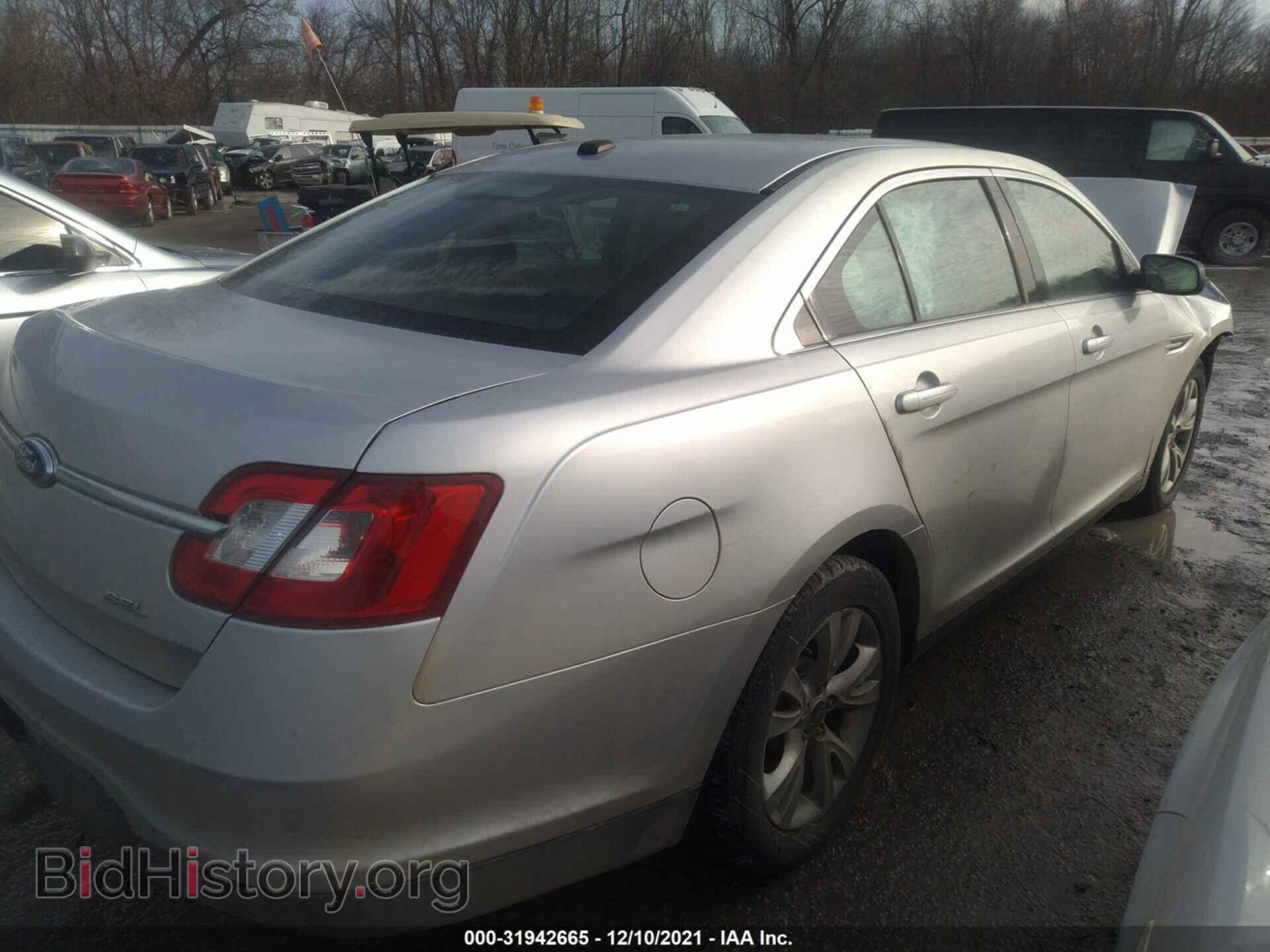 2011 FORD TAURUS - VIN: 1FAHP2EW2BG166088 - Photo 4