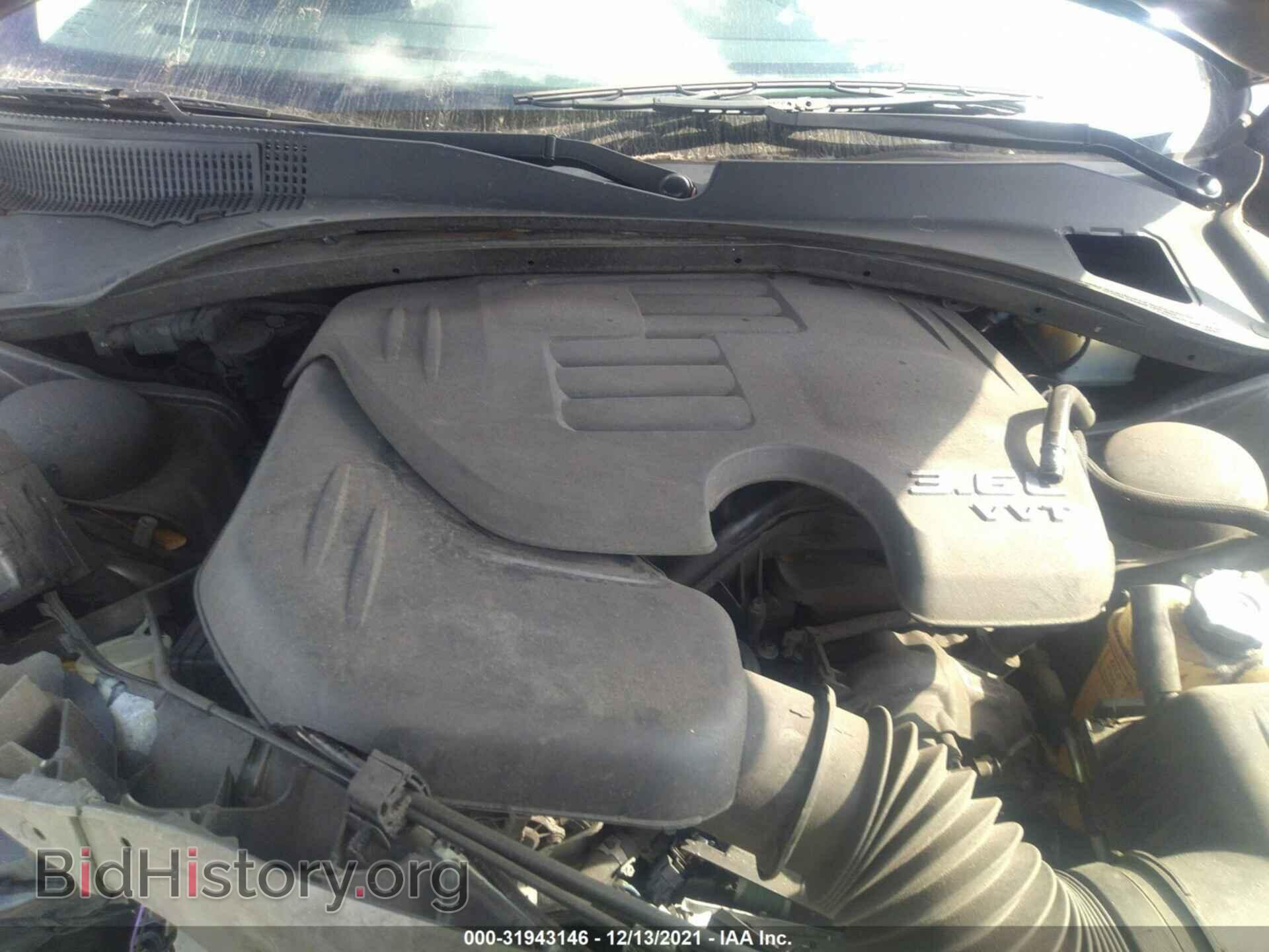 2016 CHRYSLER 300 - VIN: 2C3CCAEG1GH334113 - Фото 10
