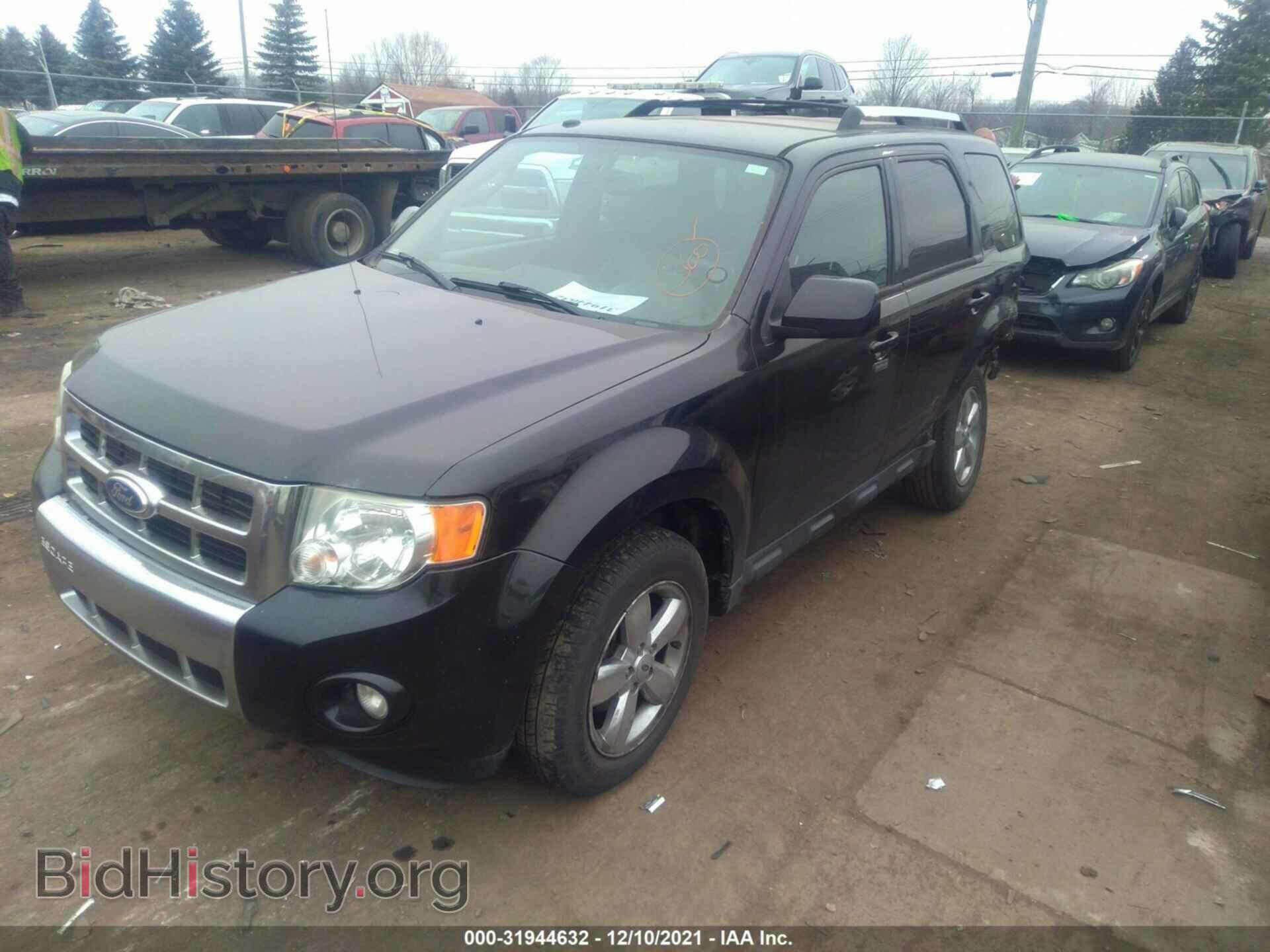 2011 FORD ESCAPE - VIN: 1FMCU0E78BKB22745 - Фото 2