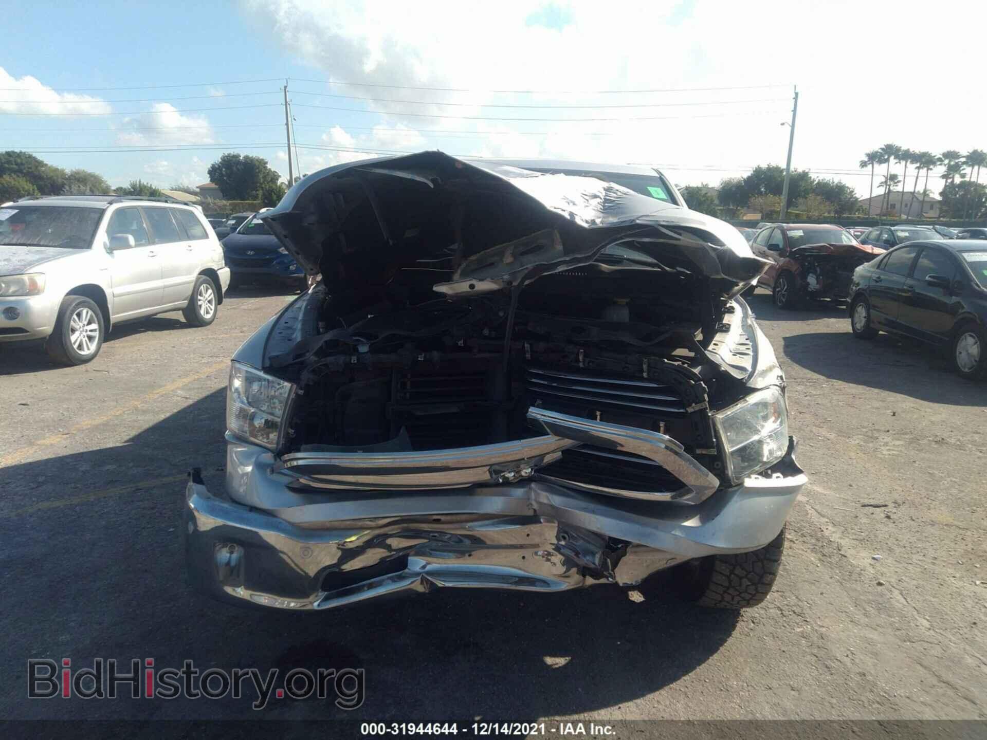 2017 RAM 1500 - VIN: 1C6RR6TT3HS550161 - Фото 6