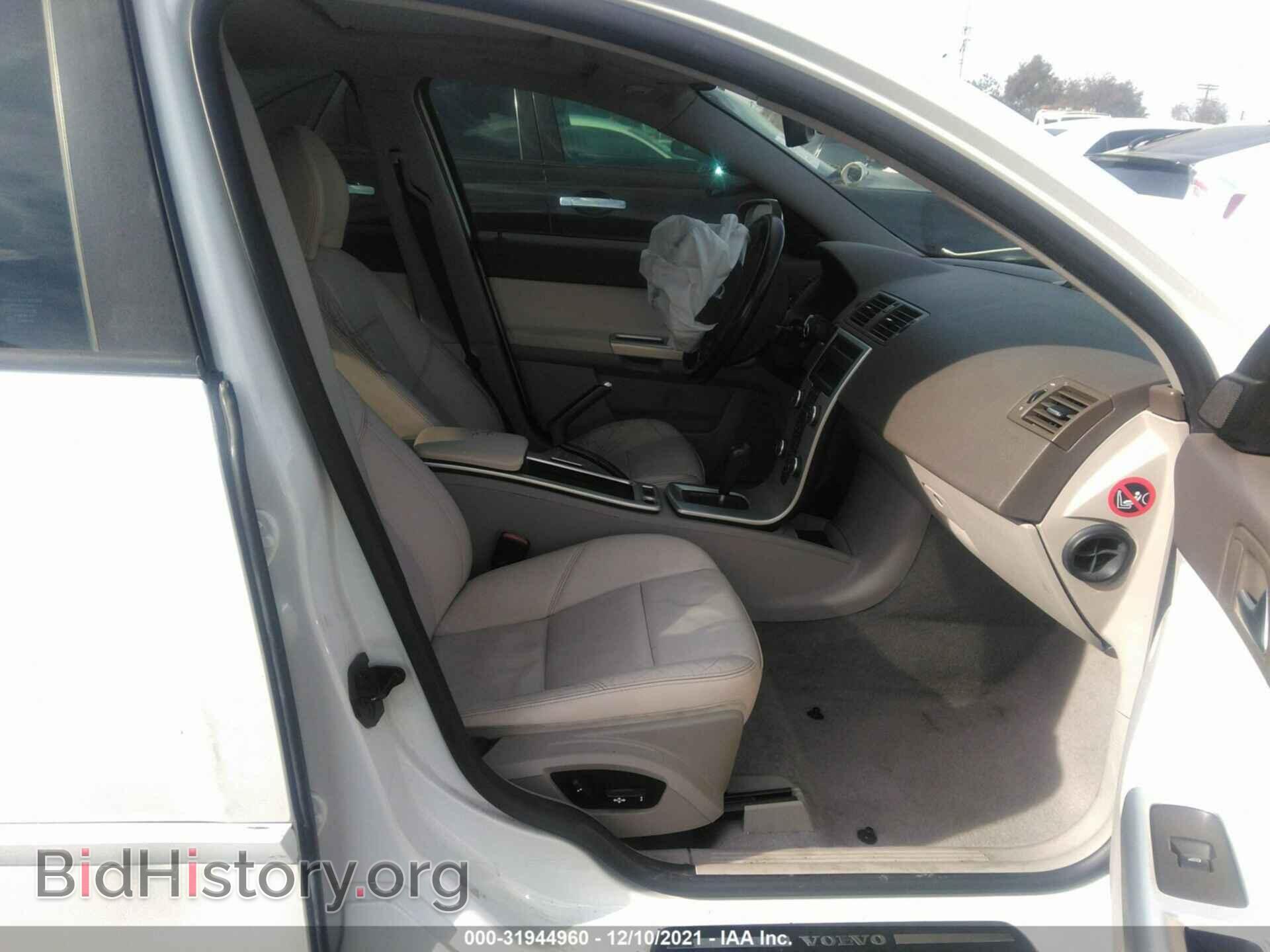 2011 VOLVO S40 - VIN: YV1672MS6B2540211 - Фото 5