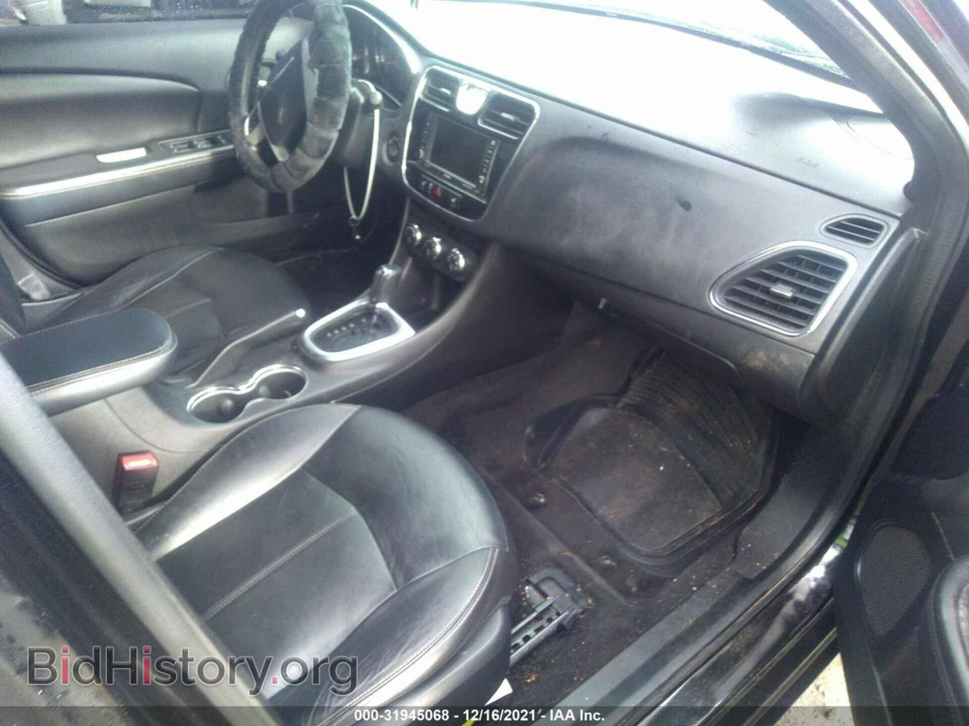 2012 CHRYSLER 200 - VIN: 1C3CCBCG1CN175488 - Фото 5