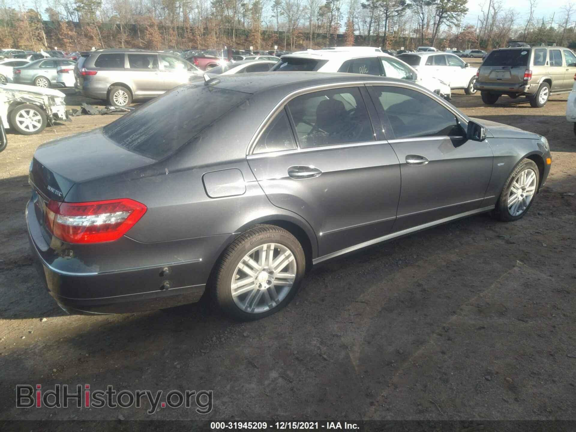 2012 MERCEDES-BENZ E-CLASS - VIN: WDDHF2EB7CA559380 - Фото 4
