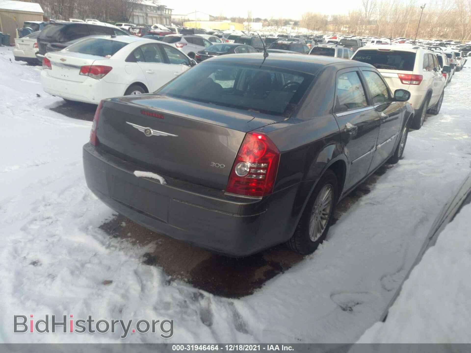 2008 CHRYSLER 300 - VIN: 2C3LA43R68H211887 - Фото 4