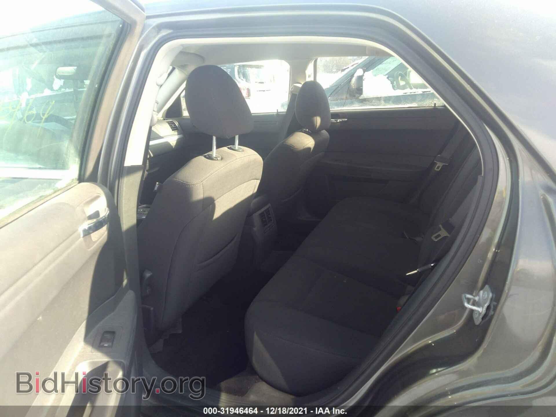 2008 CHRYSLER 300 - VIN: 2C3LA43R68H211887 - Фото 8