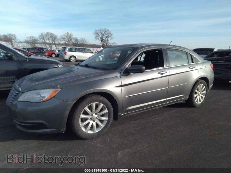 2013 Chrysler 200 (VIN 1C3CCBBG0DN669098) — photo 2 of 11