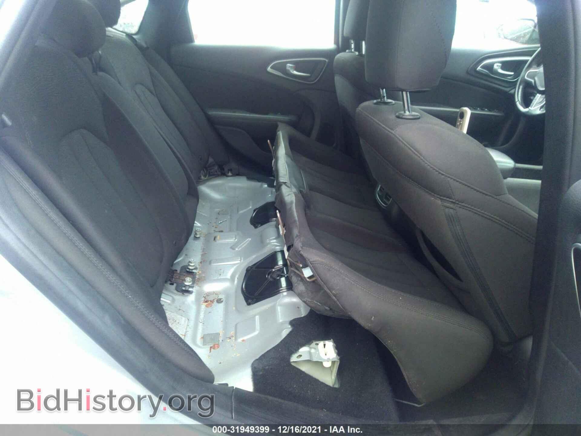 2015 CHRYSLER 200 - VIN: 1C3CCCAB8FN672359 - Фото 8