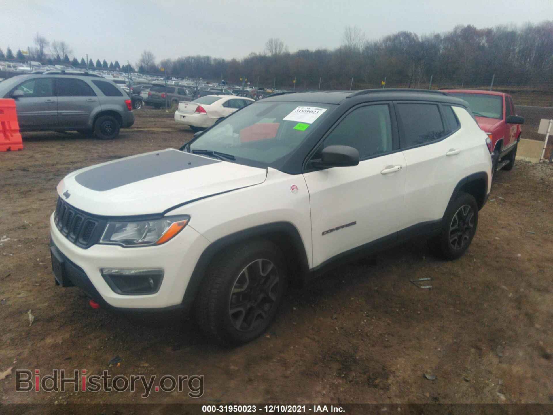 2019 JEEP COMPASS - VIN: 3C4NJDDB3KT752464 - Фото 2