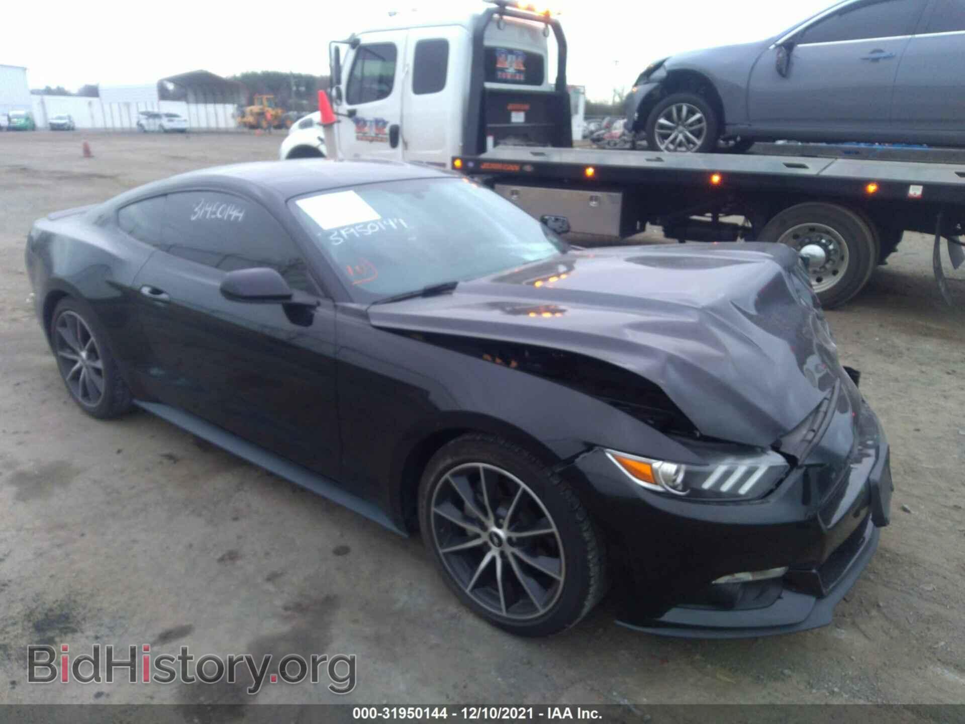 Photo 1FA6P8THXH5301630 - FORD MUSTANG 2017