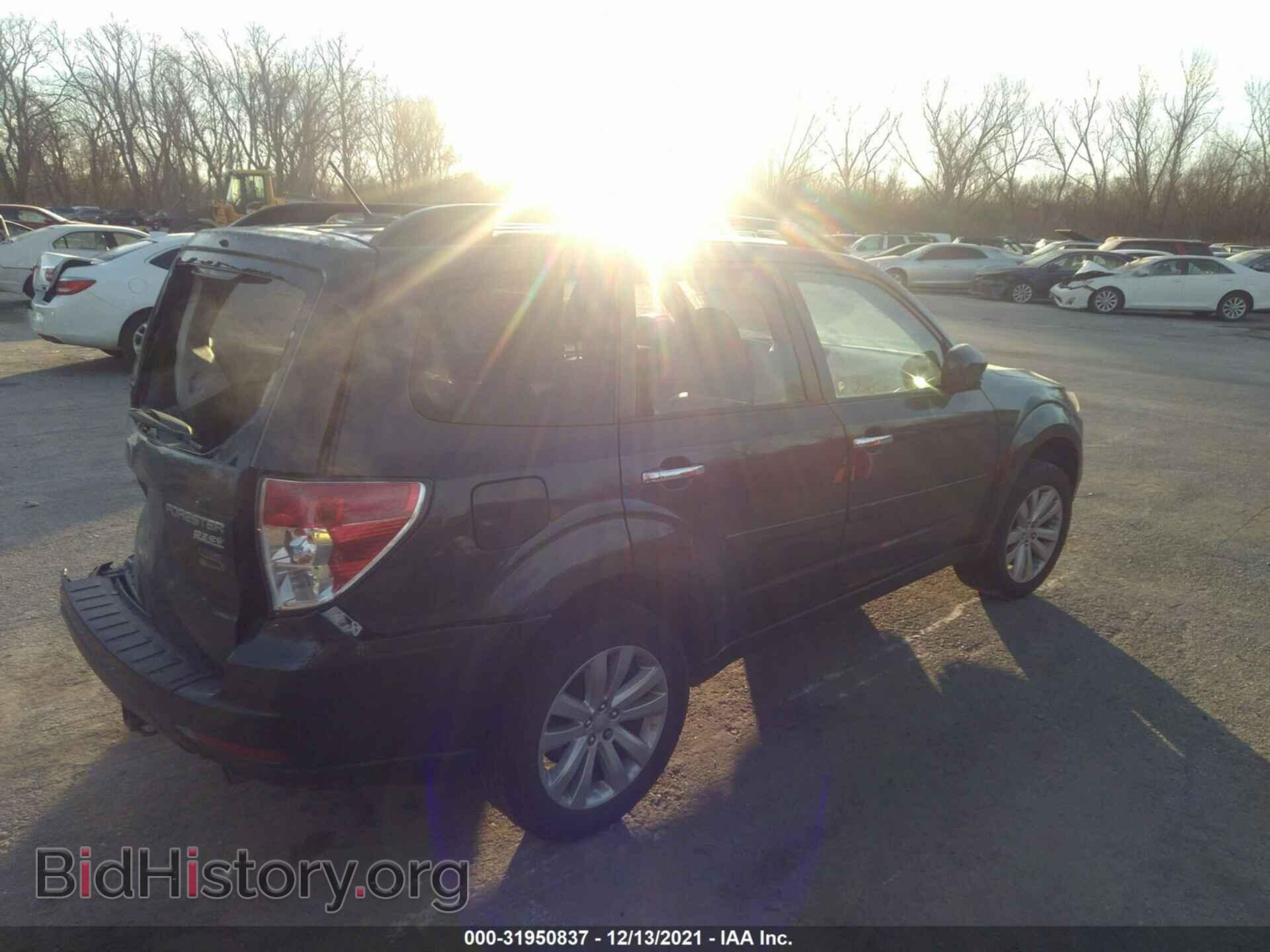 2011 SUBARU FORESTER - VIN: JF2SHAEC3BH756437 - Фото 4