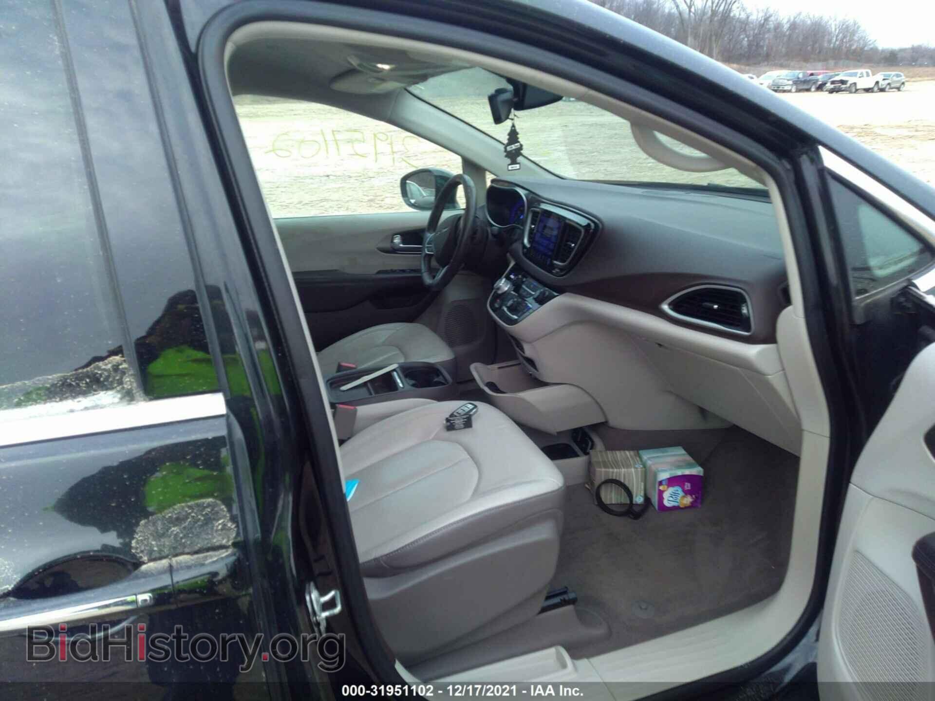 2017 CHRYSLER PACIFICA - VIN: 2C4RC1BG6HR759008 - Photo 5
