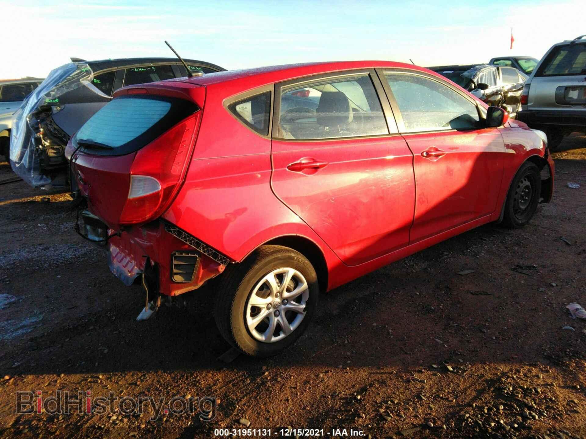 2013 HYUNDAI ACCENT - VIN: KMHCT5AE2DU136779 - Фото 4