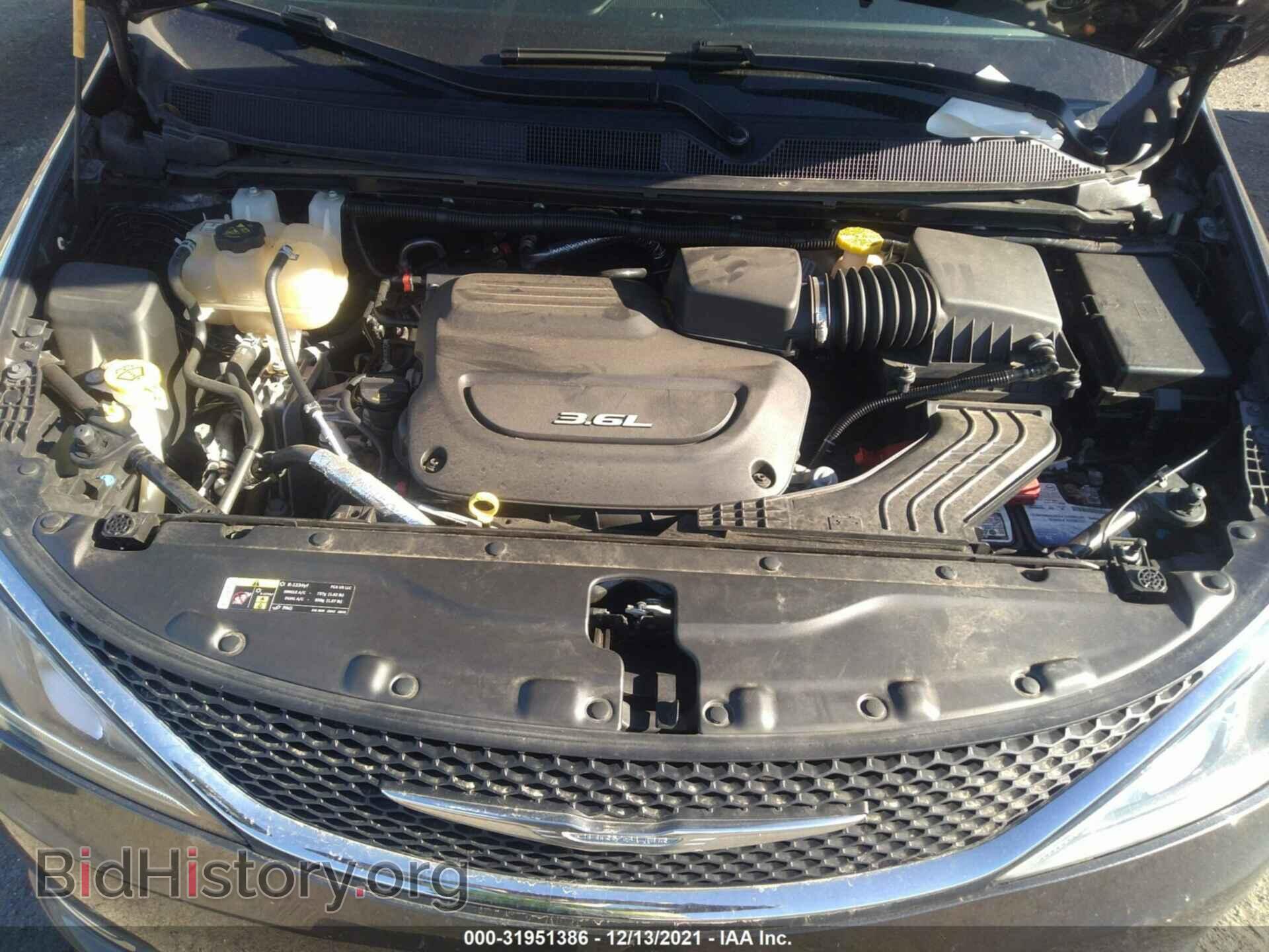 2017 CHRYSLER PACIFICA - VIN: 2C4RC1BG3HR708551 - Фото 10