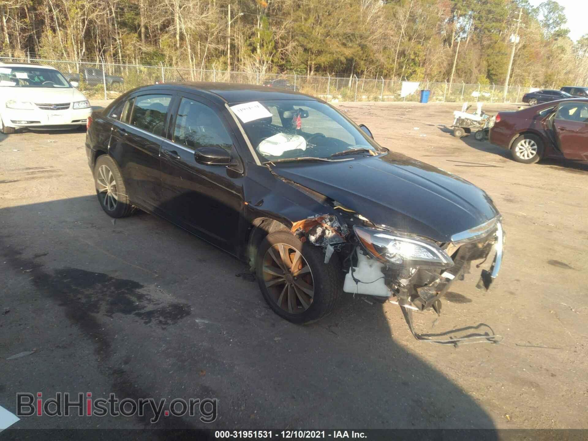 Фотография 1C3CCBBB8DN768384 - CHRYSLER 200 2013