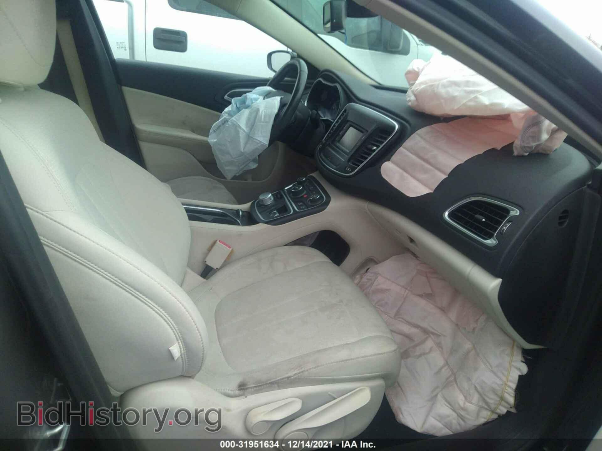 2016 CHRYSLER 200 - VIN: 1C3CCCAB7GN131398 - Фото 5