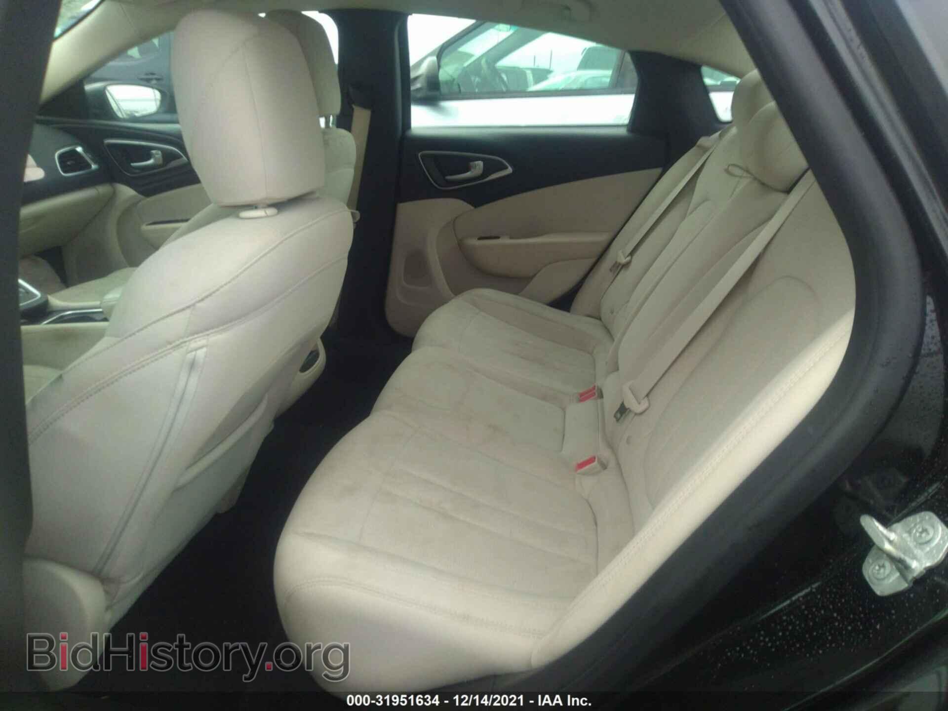 2016 CHRYSLER 200 - VIN: 1C3CCCAB7GN131398 - Фото 8