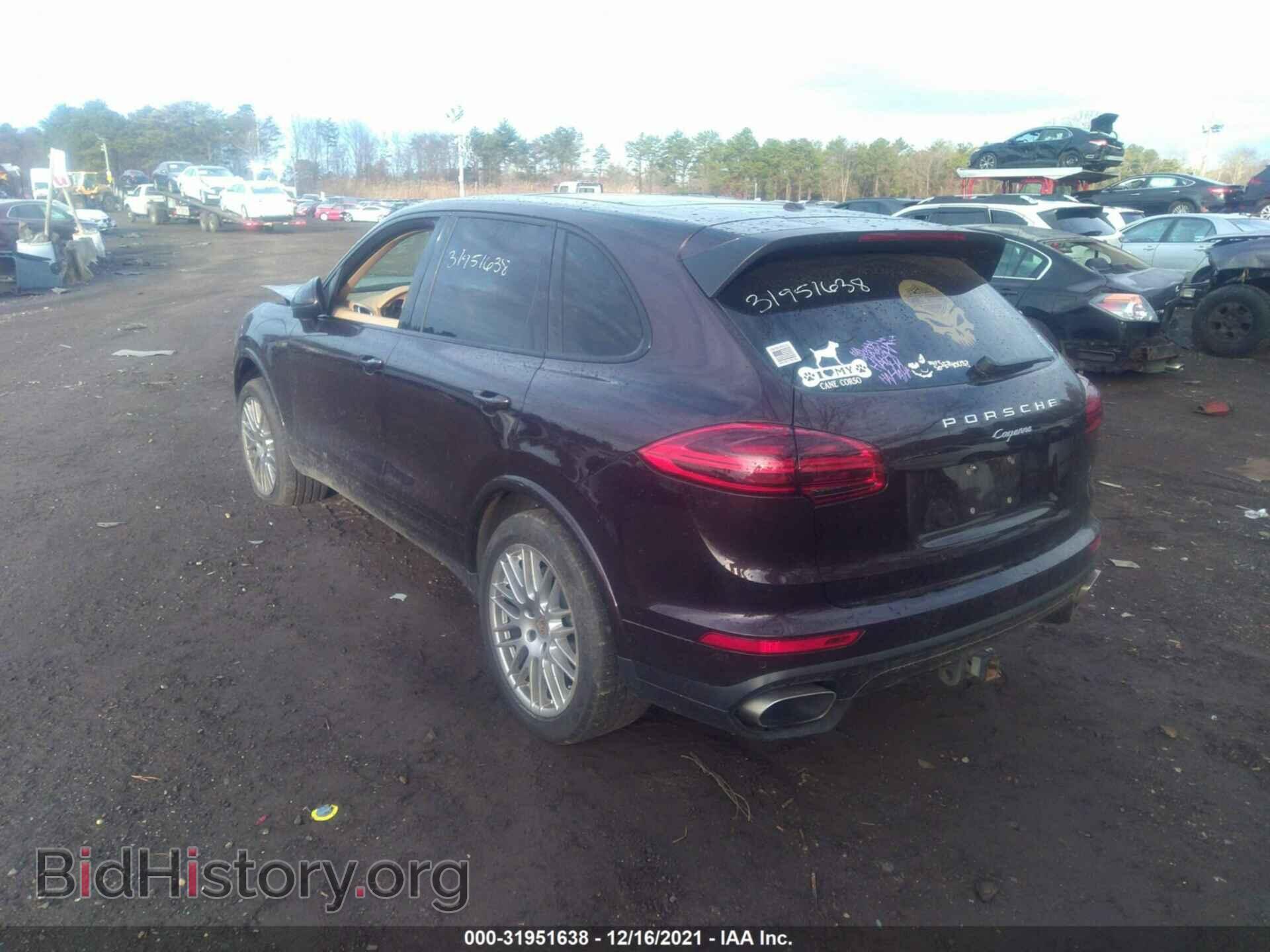 2017 PORSCHE CAYENNE - VIN: WP1AA2A24HKA83279 - Фото 3