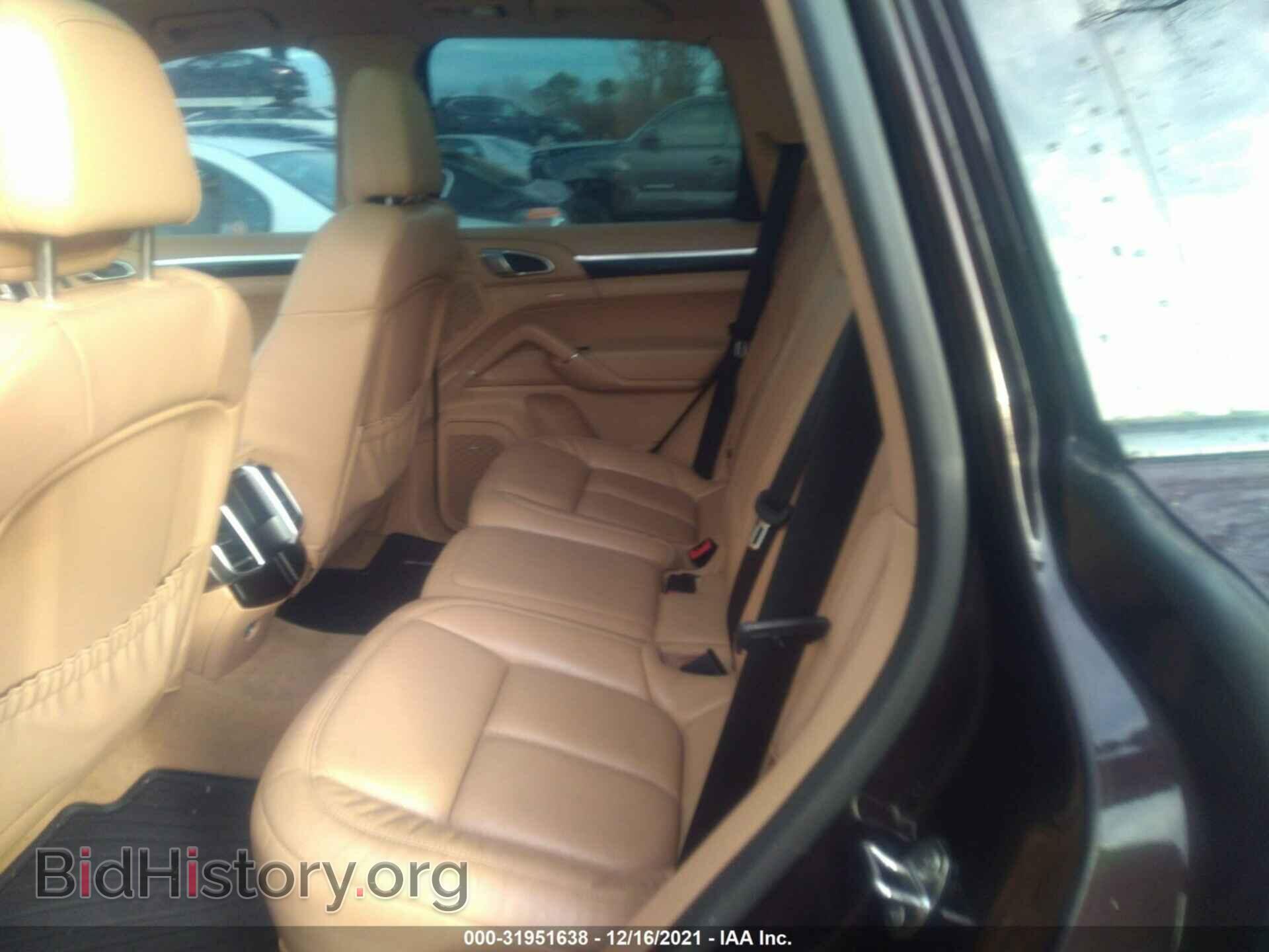 2017 PORSCHE CAYENNE - VIN: WP1AA2A24HKA83279 - Фото 8