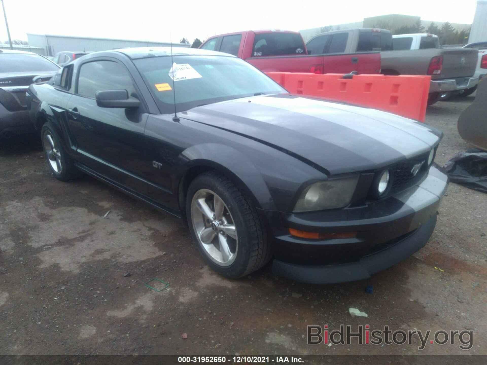 Photo 1ZVFT82H275197279 - FORD MUSTANG 2007