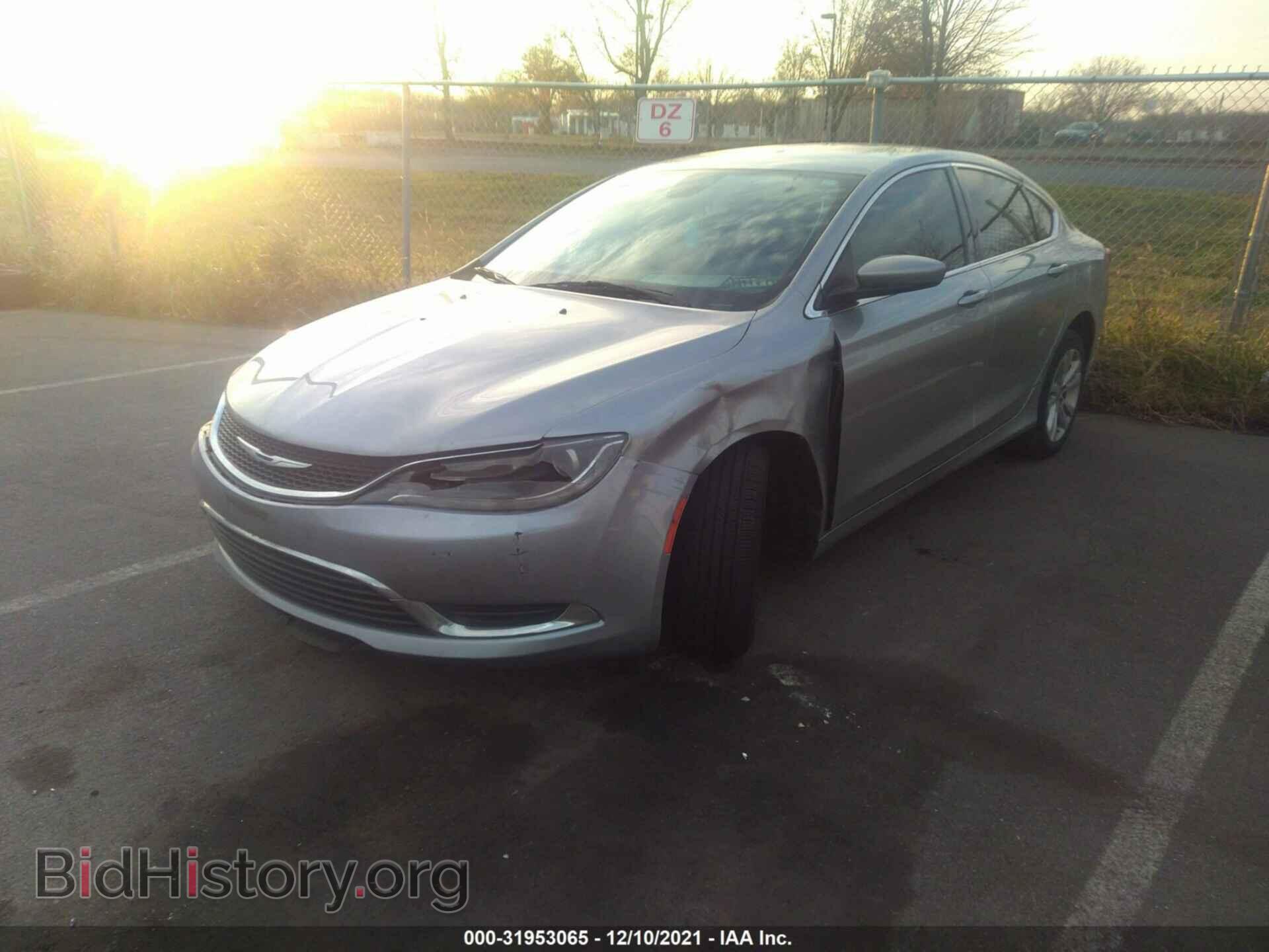 2015 CHRYSLER 200 - VIN: 1C3CCCAB1FN742381 - Photo 2