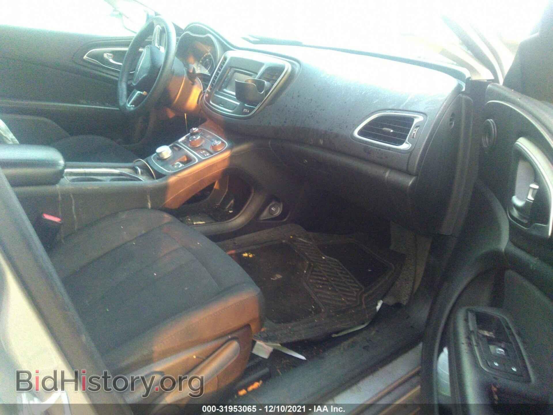 2015 CHRYSLER 200 - VIN: 1C3CCCAB1FN742381 - Photo 5