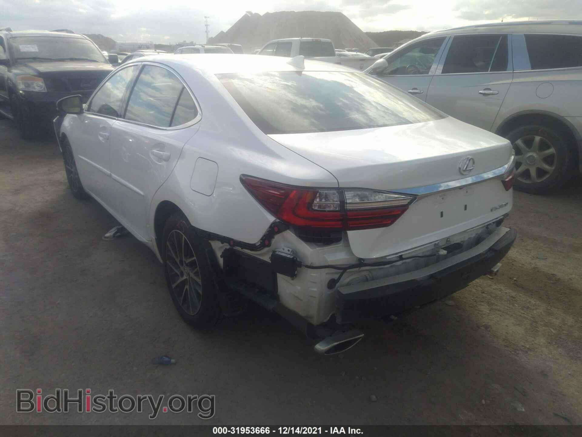 2017 LEXUS ES - VIN: 58ABK1GGXHU061702 - Фото 3