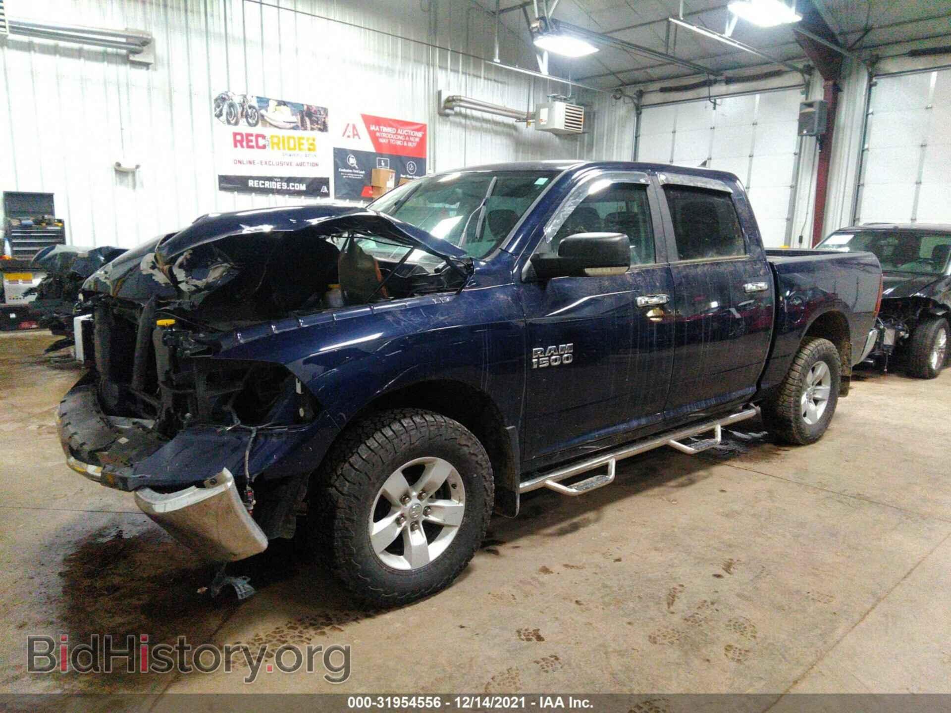 2017 RAM 1500 - VIN: 1C6RR7LG2HS643066 - Photo 2