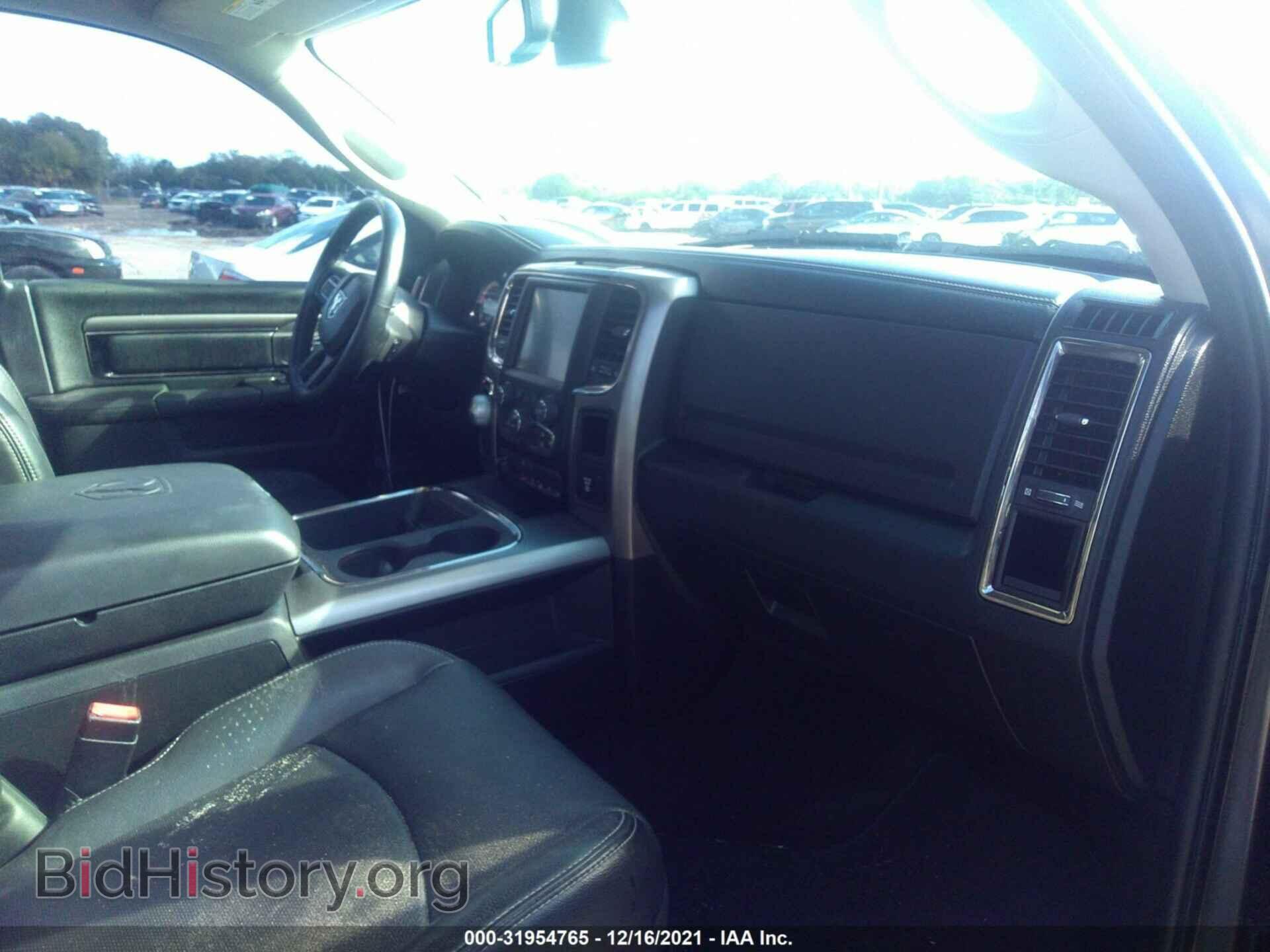 2017 RAM 1500 - VIN: 1C6RR6MT2HS741830 - Фото 5
