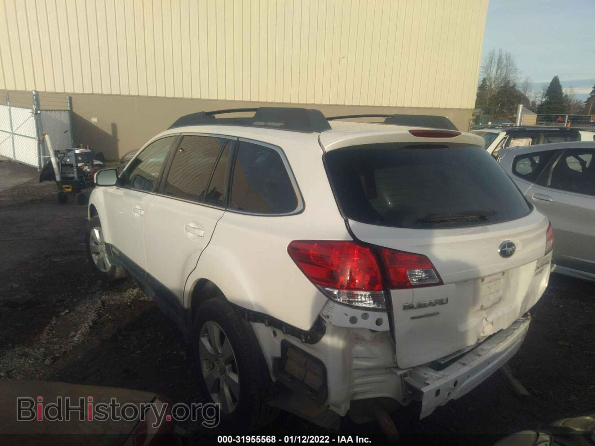 2012 SUBARU OUTBACK - VIN: 4S4BRBGCXC3295732 - Фото 3