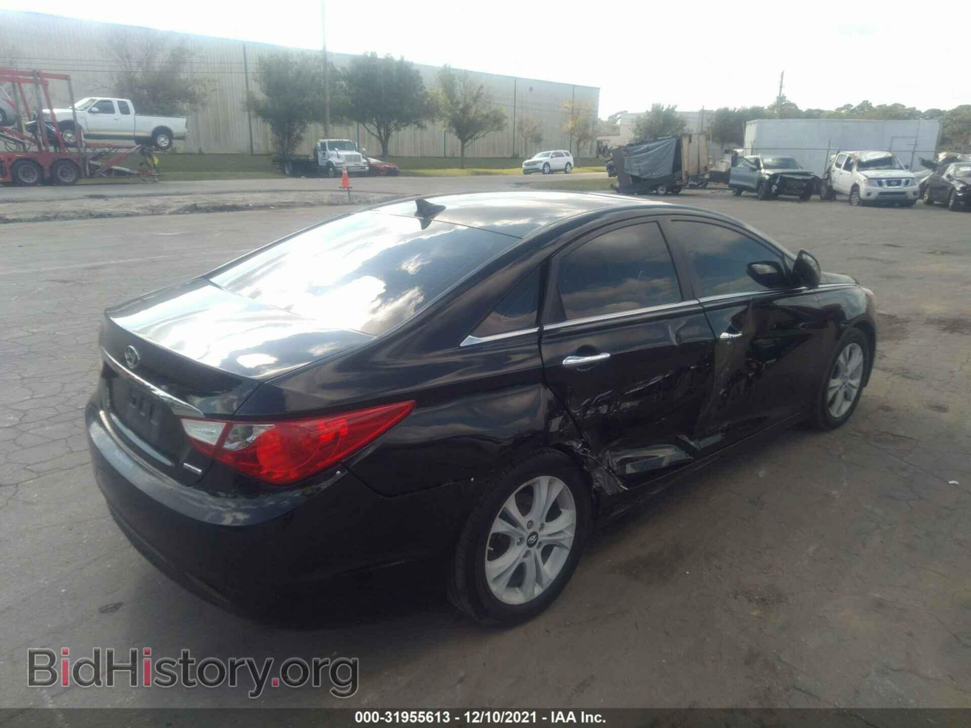 2011 HYUNDAI SONATA - VIN: 5NPEC4AC2BH236975 - Фото 4