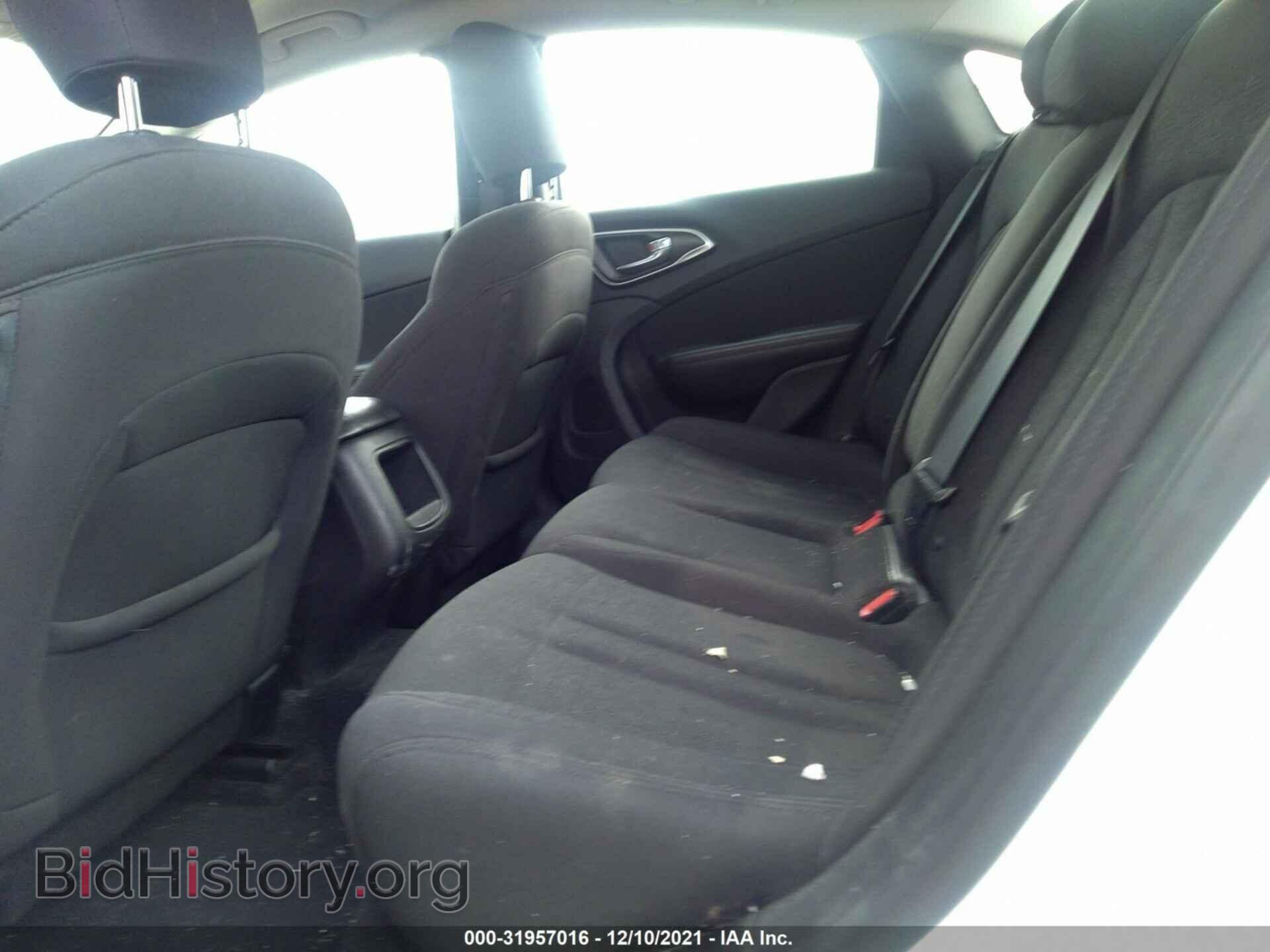 2016 CHRYSLER 200 - VIN: 1C3CCCAB5GN106533 - Фото 8