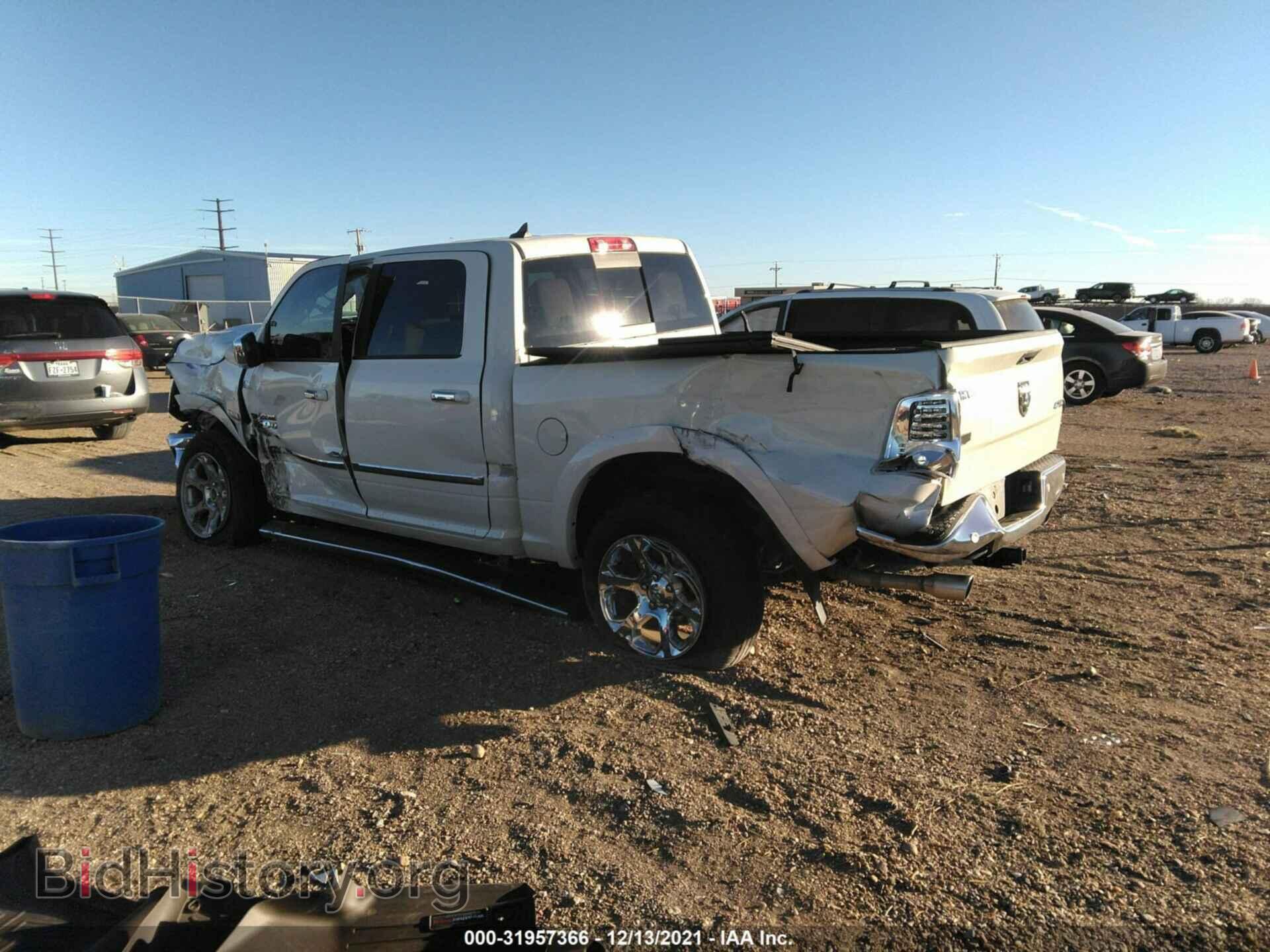 2018 RAM 1500 - VIN: 1C6RR7NT7JS152024 - Фото 3