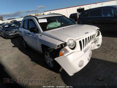 2008 Jeep COMPASS Sport, white — VIN 1J8FT47W48D691663, IAAI