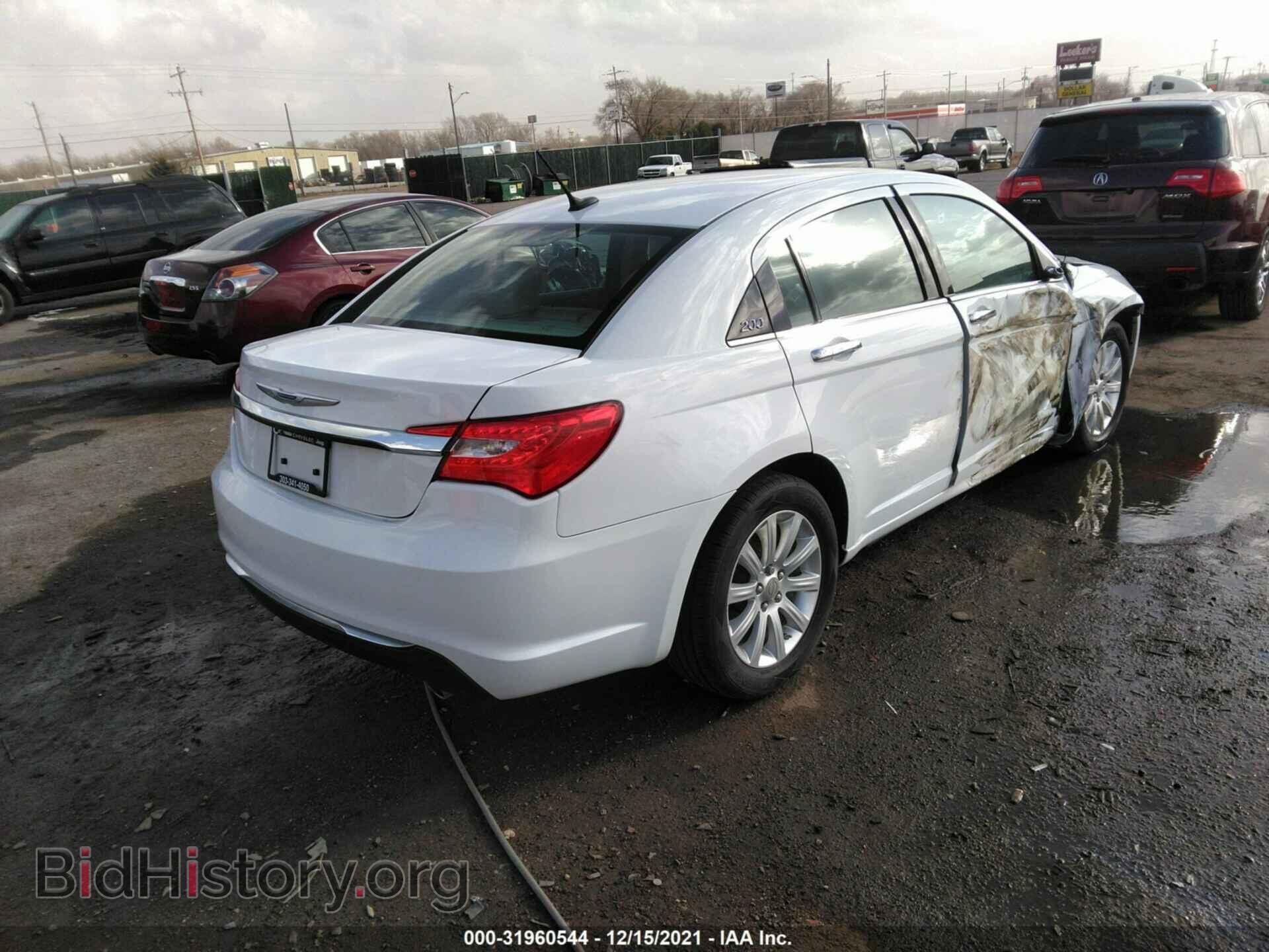 2013 CHRYSLER 200 - VIN: 1C3CCBCG9DN508263 - Фото 4