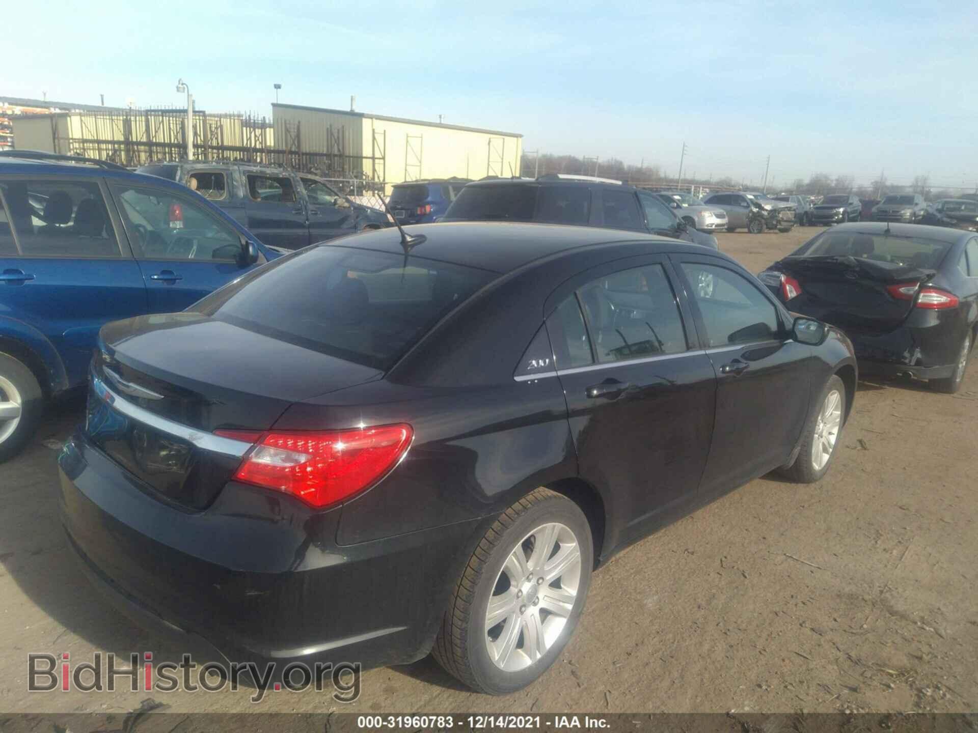 2013 CHRYSLER 200 - VIN: 1C3CCBBB8DN694349 - Photo 4